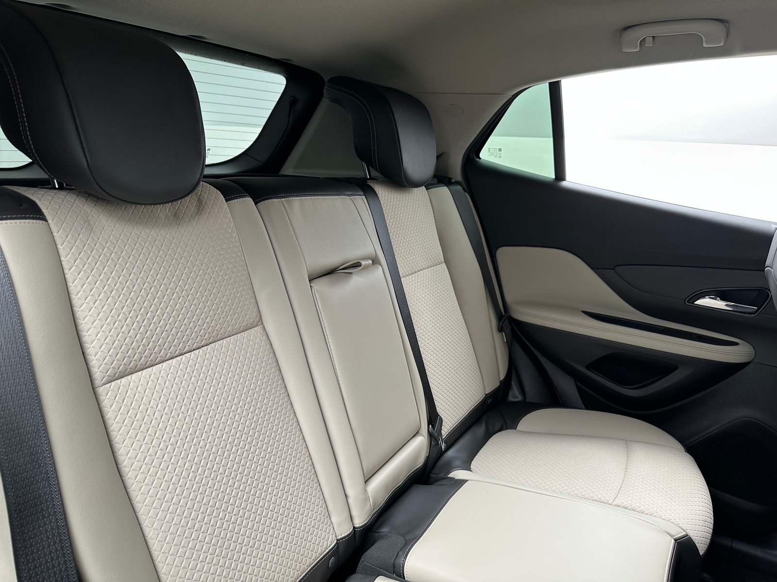 Thumbnail: 2022 Buick Encore - 6