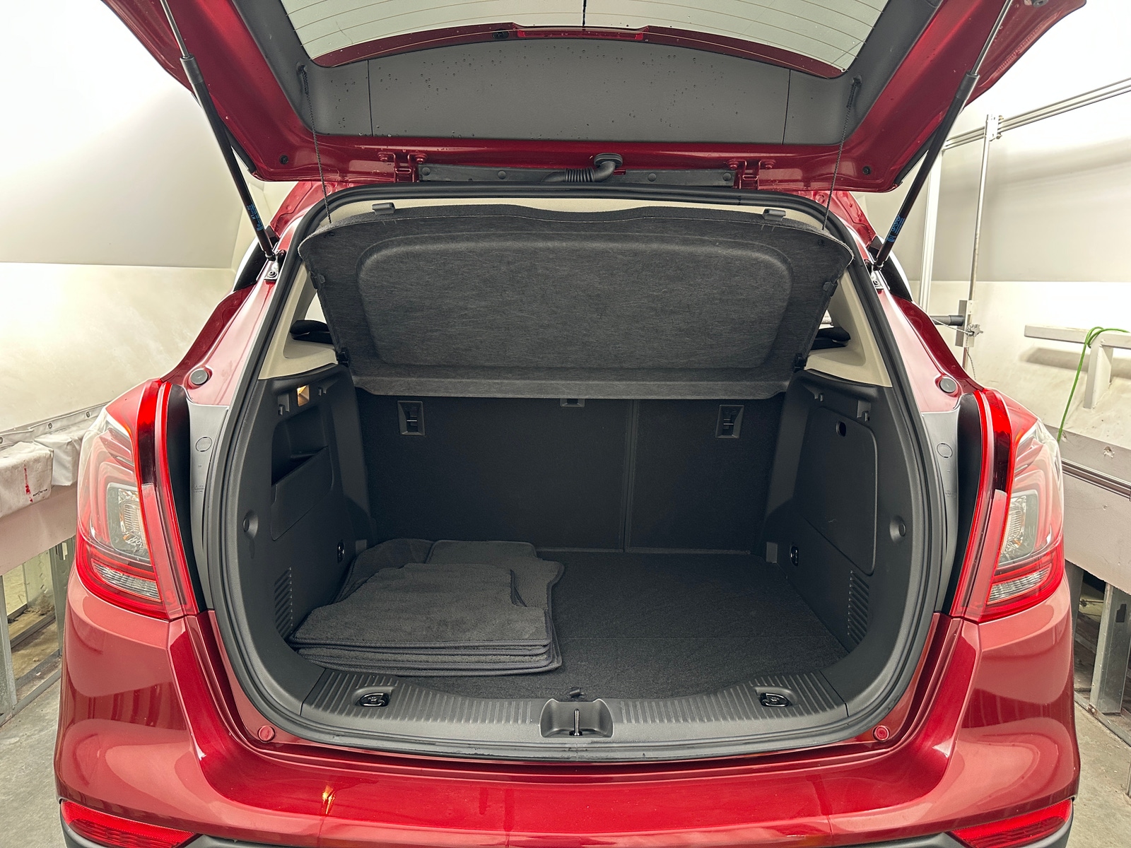 Thumbnail: 2022 Buick Encore - 7