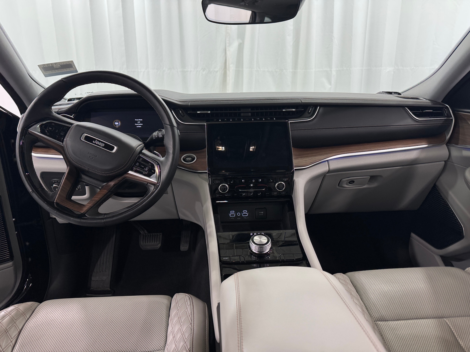 Thumbnail: 2022 Jeep Grand Cherokee - 2