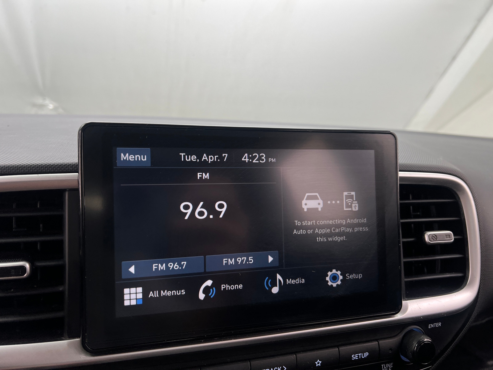 Thumbnail: 2024 Hyundai Venue - 4