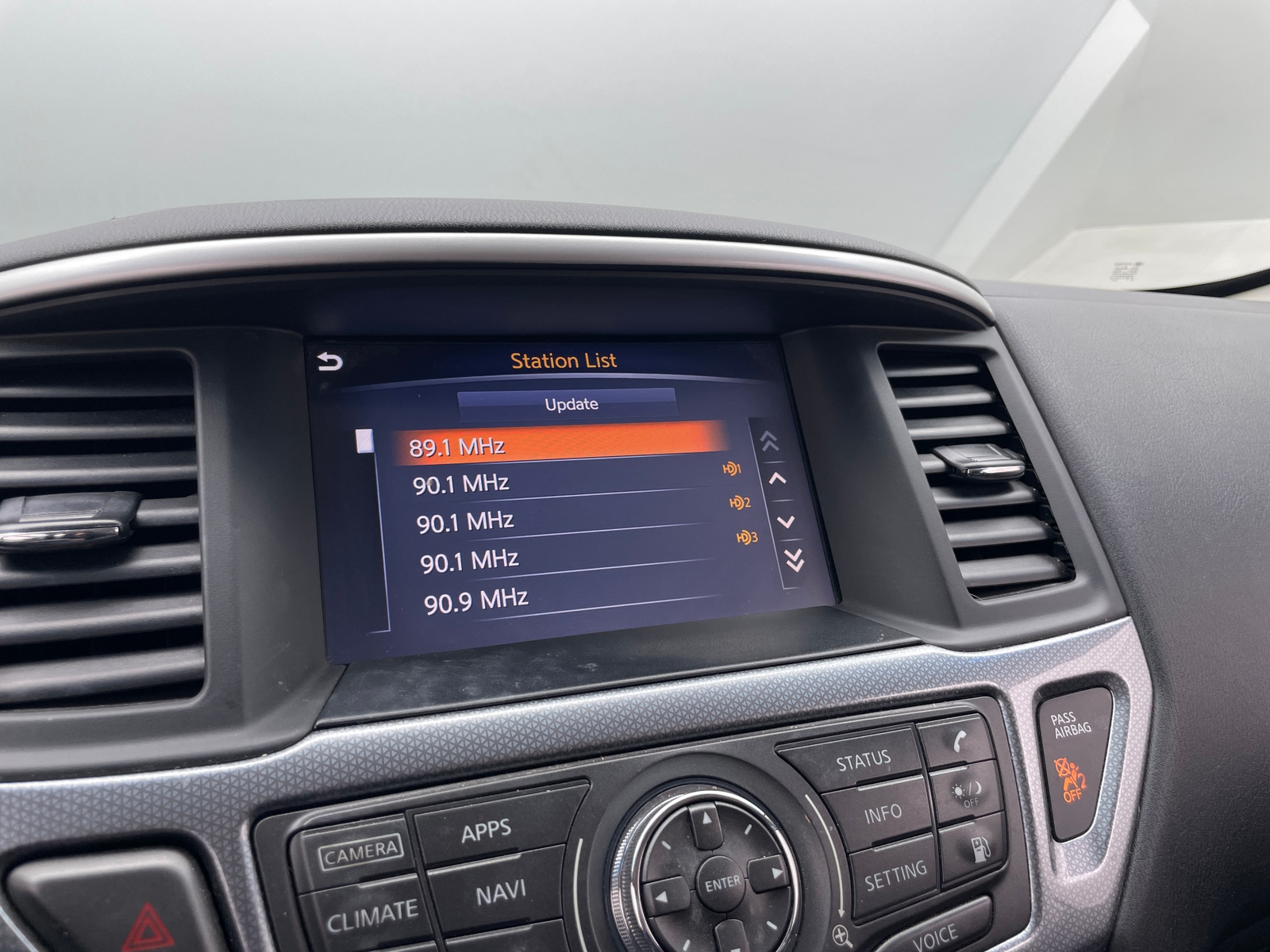 Thumbnail: 2020 Nissan Pathfinder - 3