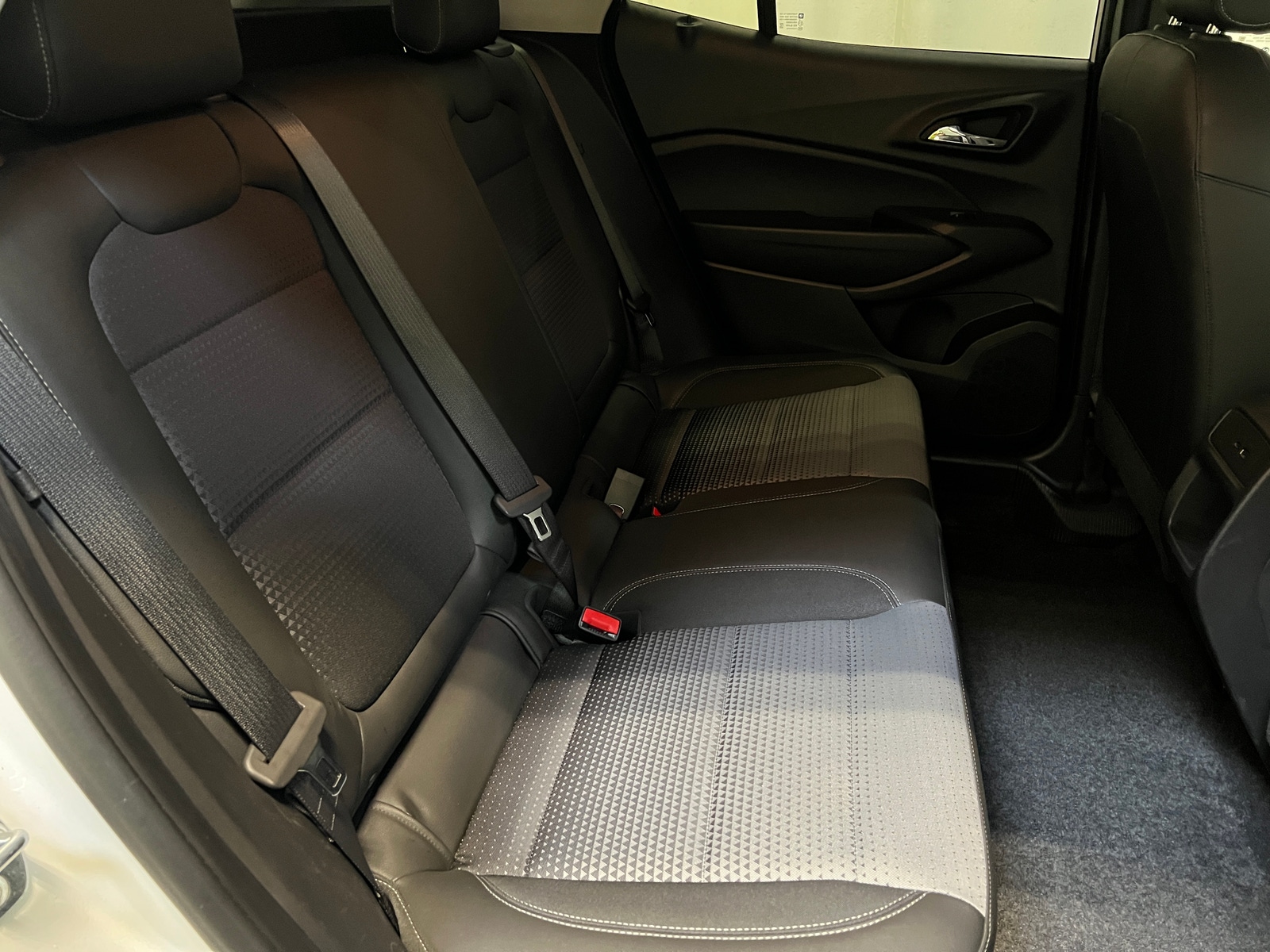 Thumbnail: 2025 Chevrolet Trax - 6