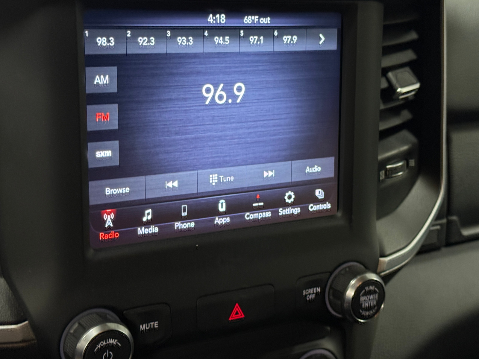 Thumbnail: 2020 RAM 1500 - 4