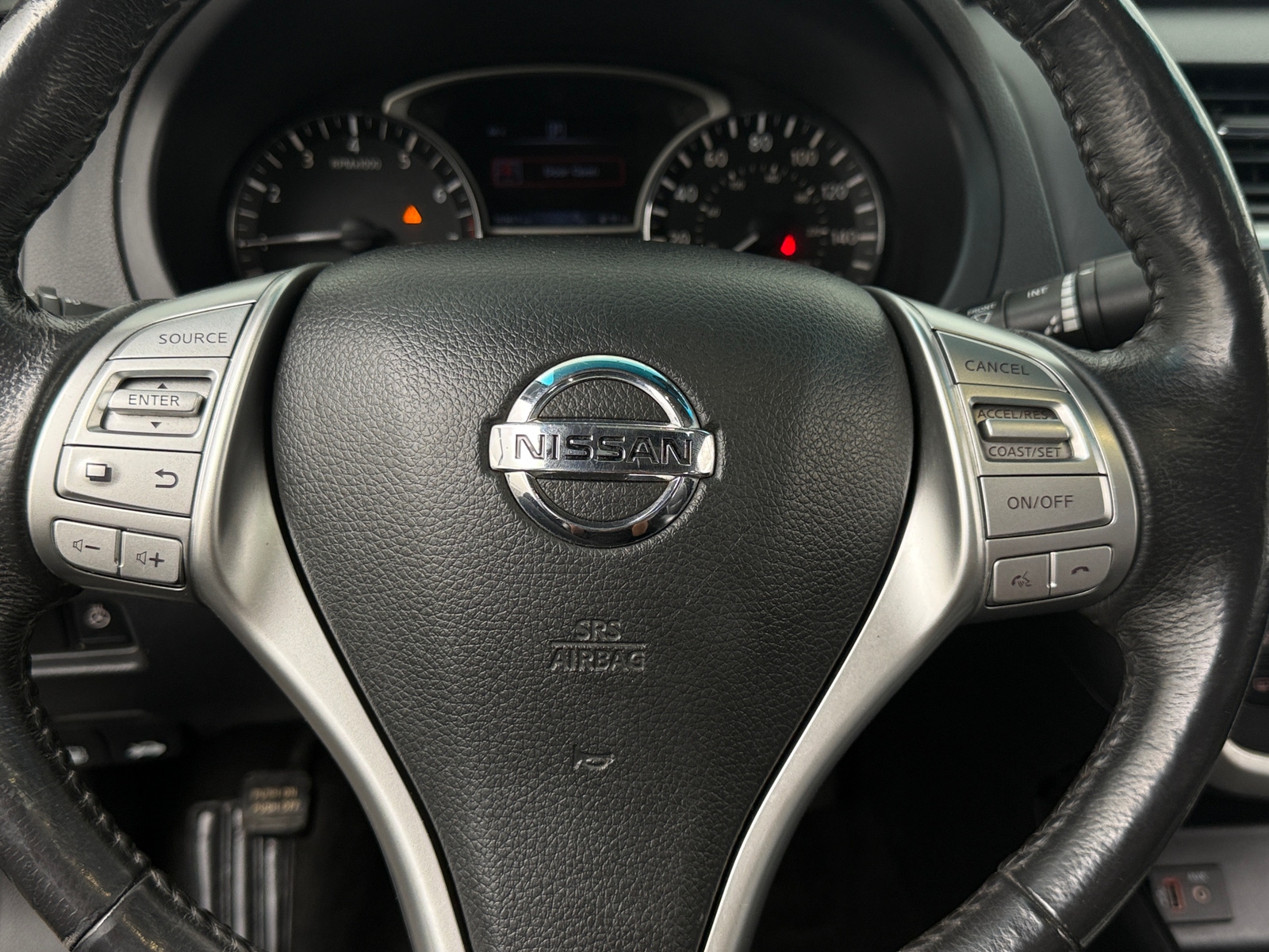 Thumbnail: 2017 Nissan Altima - 4