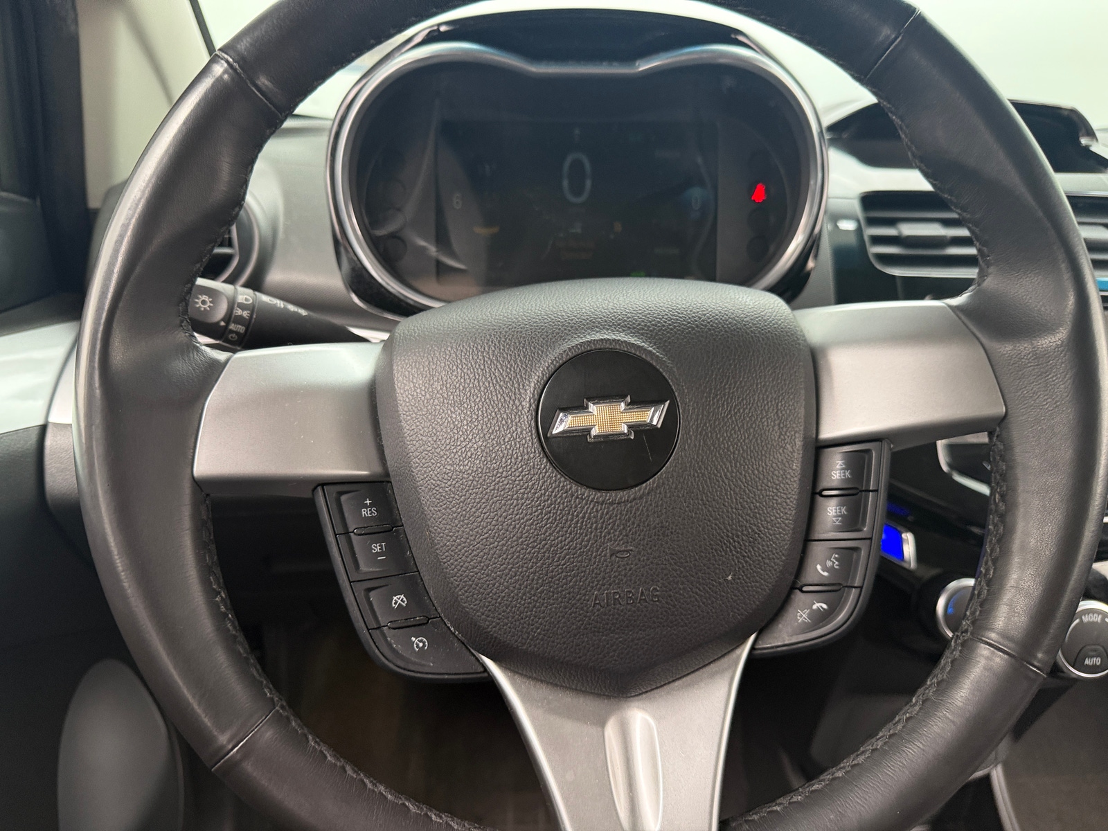 Thumbnail: 2015 Chevrolet Spark - 5