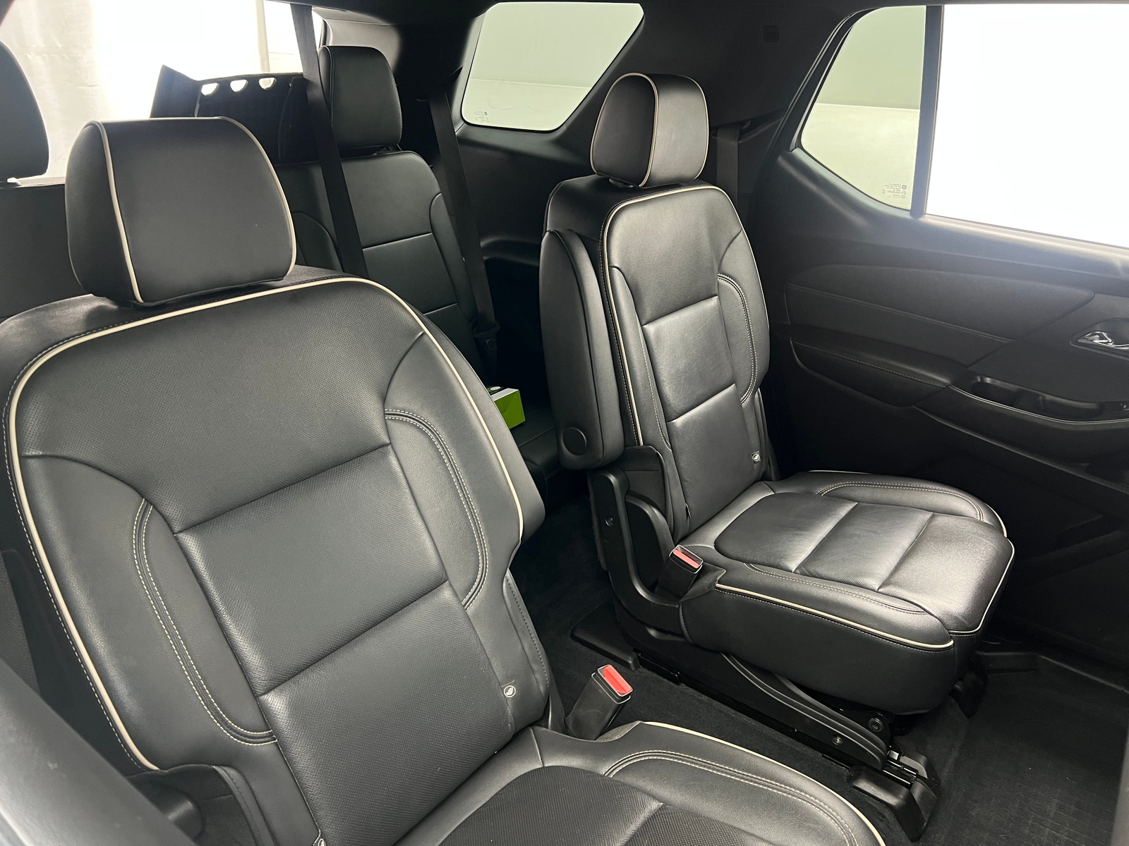 Thumbnail: 2022 Chevrolet Traverse - 5