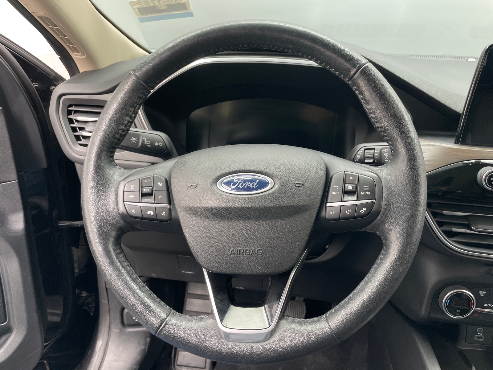 Thumbnail: 2020 Ford Escape - 4