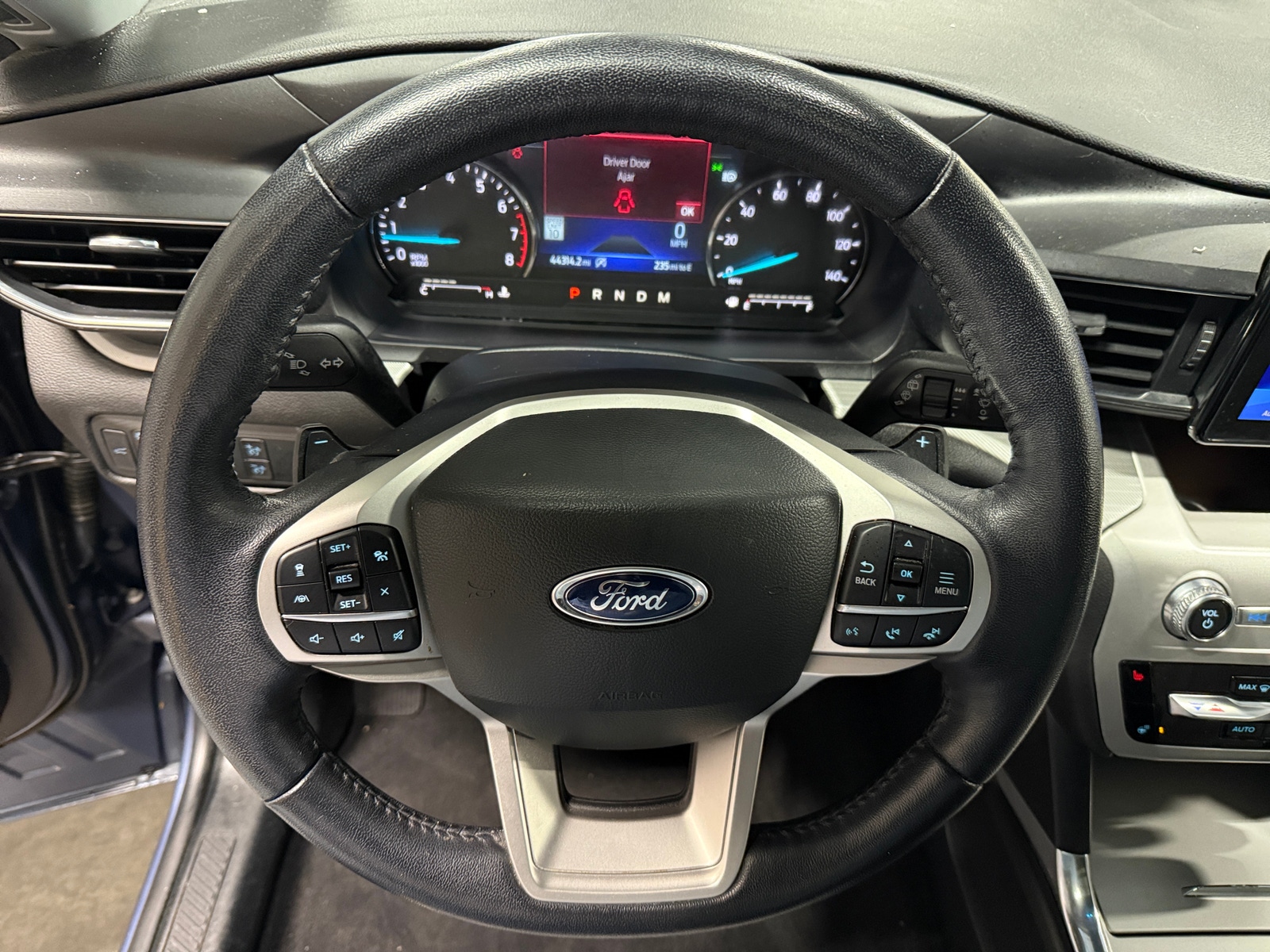 Thumbnail: 2021 Ford Explorer - 4