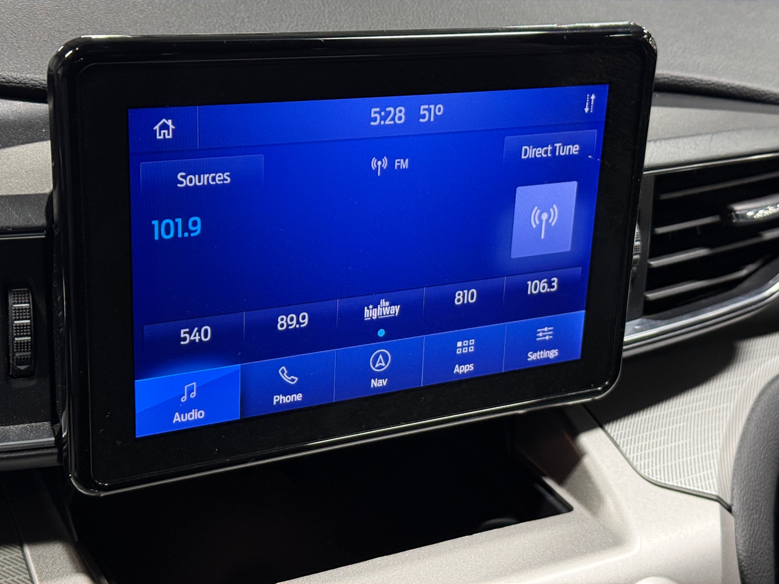 Thumbnail: 2021 Ford Explorer - 3