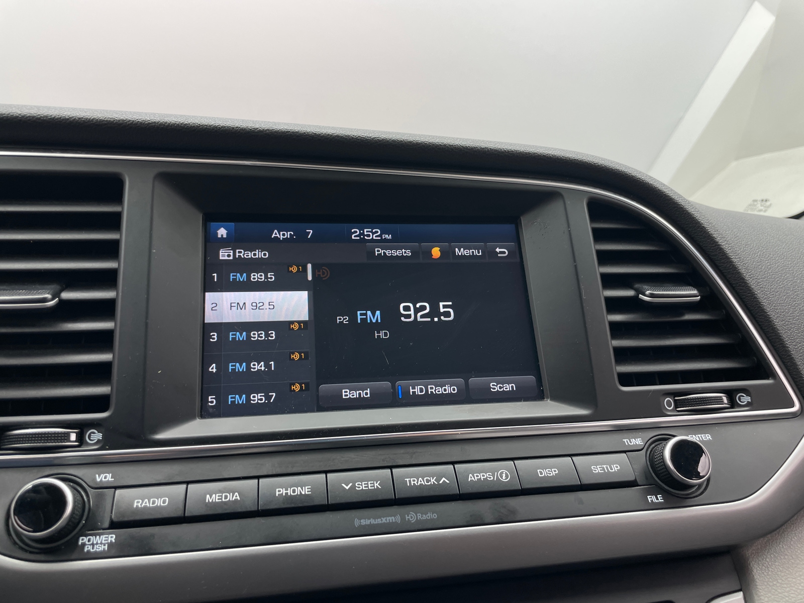 Thumbnail: 2018 Hyundai Elantra - 4