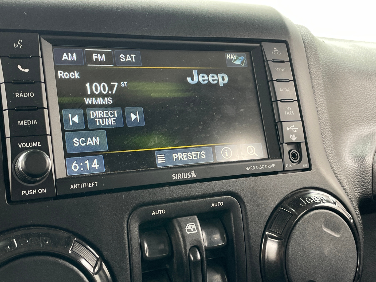 Thumbnail: 2017 Jeep Wrangler - 3