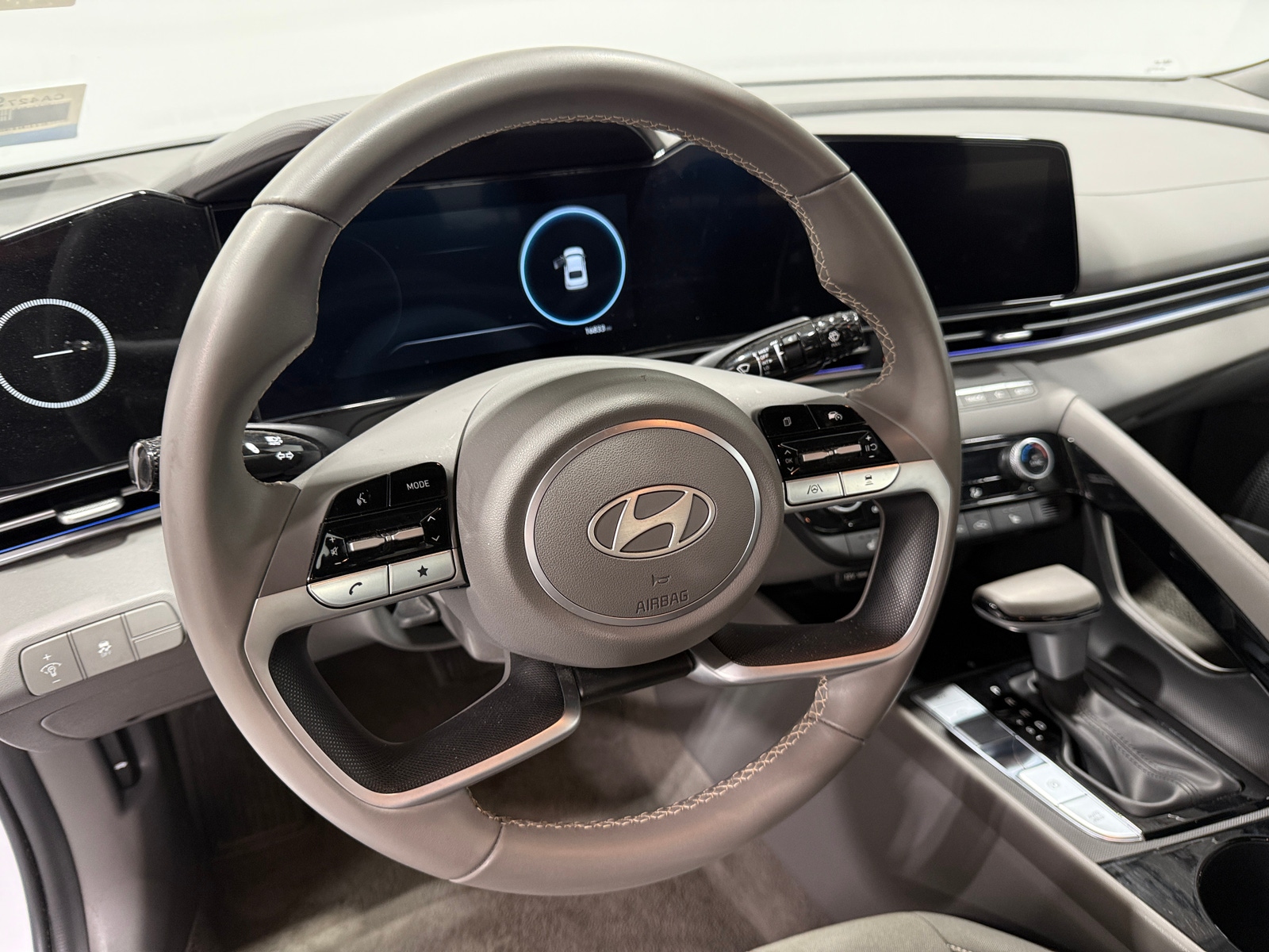 Thumbnail: 2025 Hyundai Elantra - 5