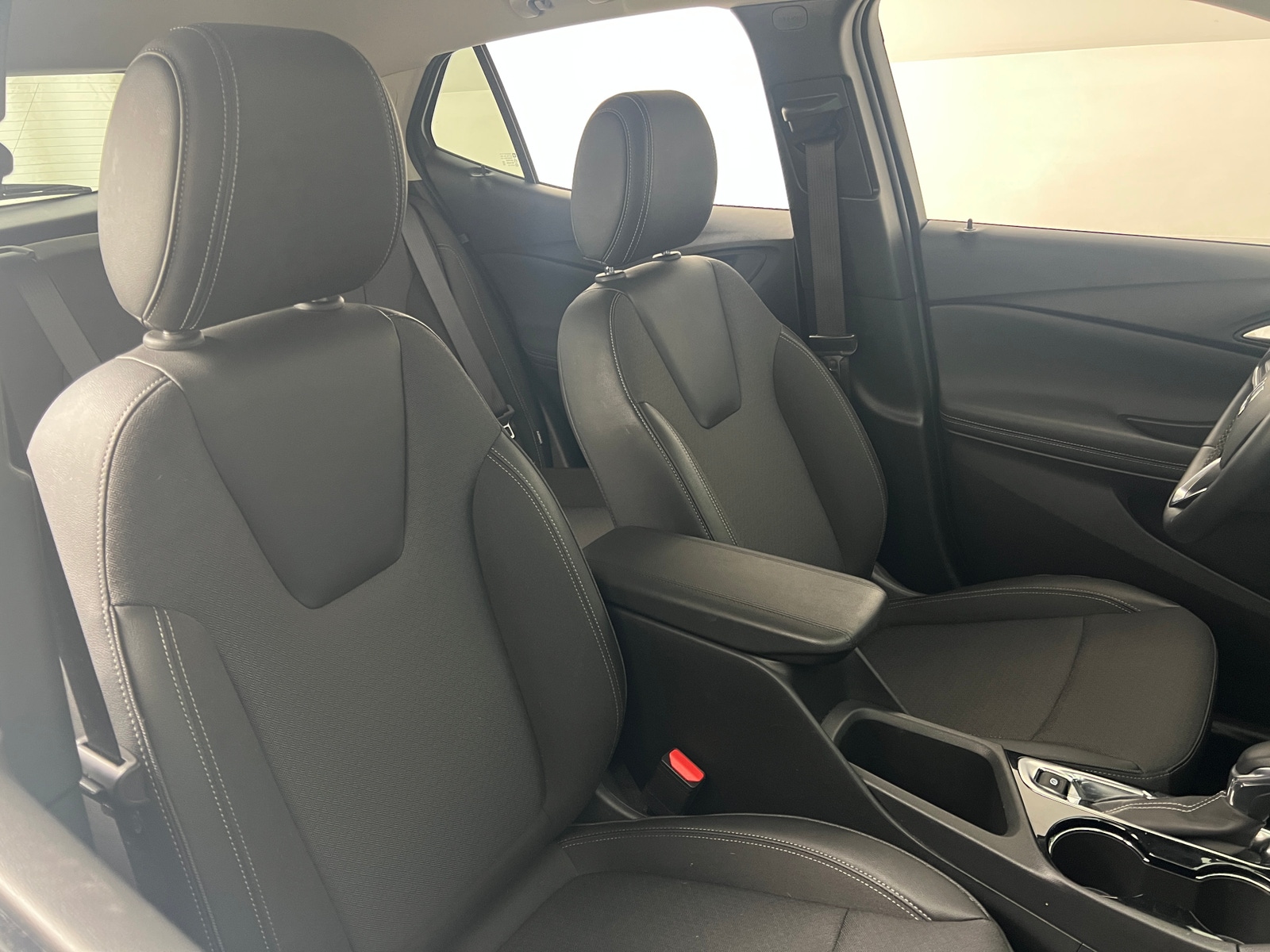 Thumbnail: 2025 Buick Encore GX - 2