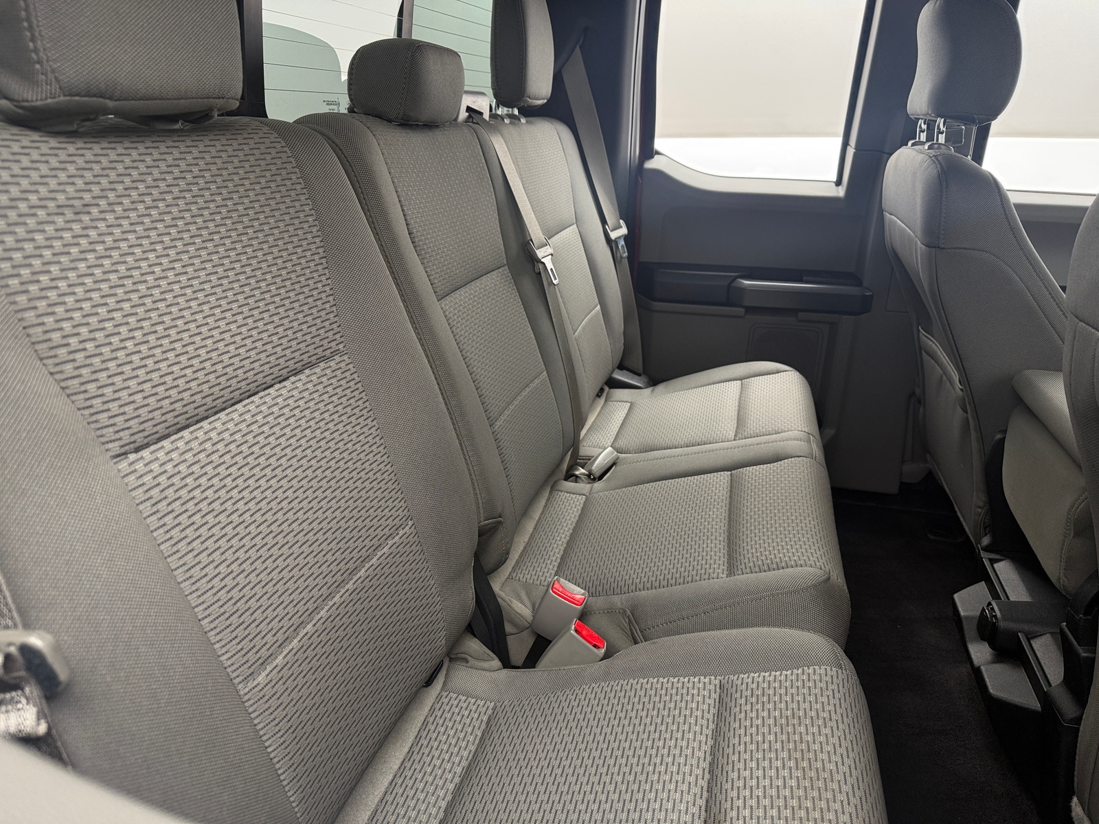 Thumbnail: 2016 Ford Econoline - 6