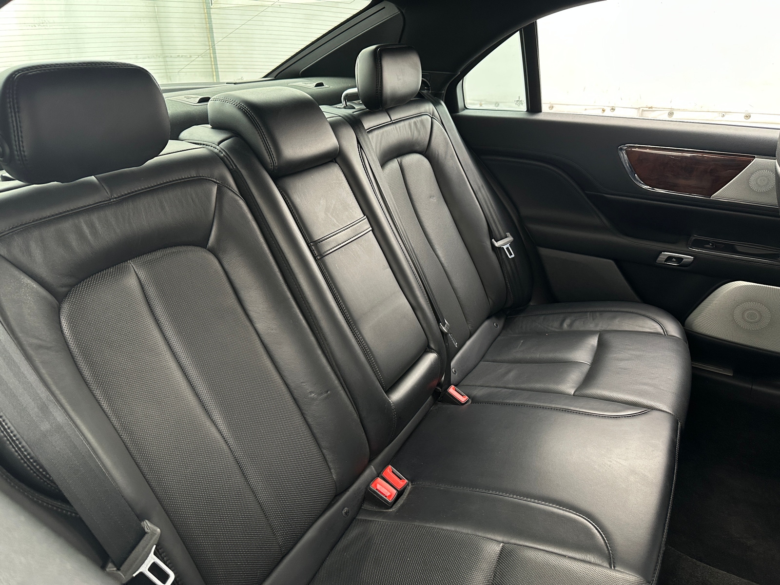 Thumbnail: 2020 Lincoln Continental - 5