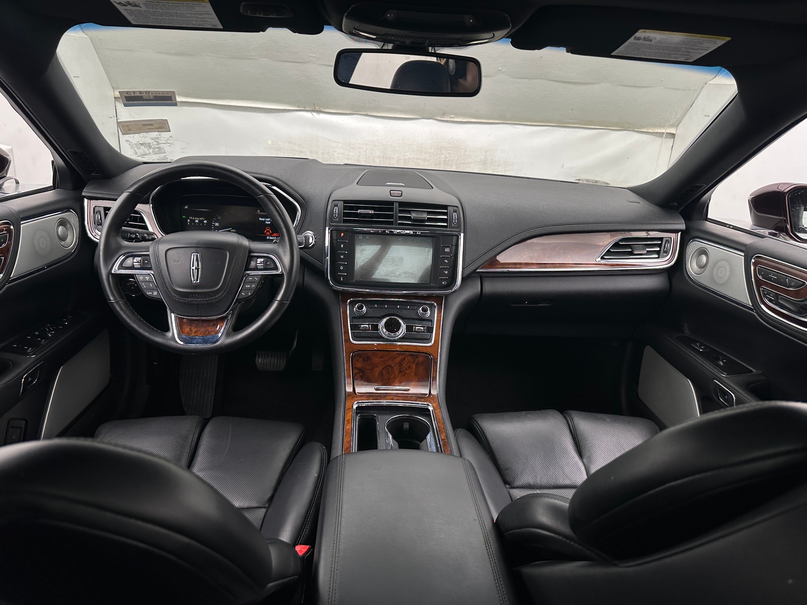 Thumbnail: 2020 Lincoln Continental - 2