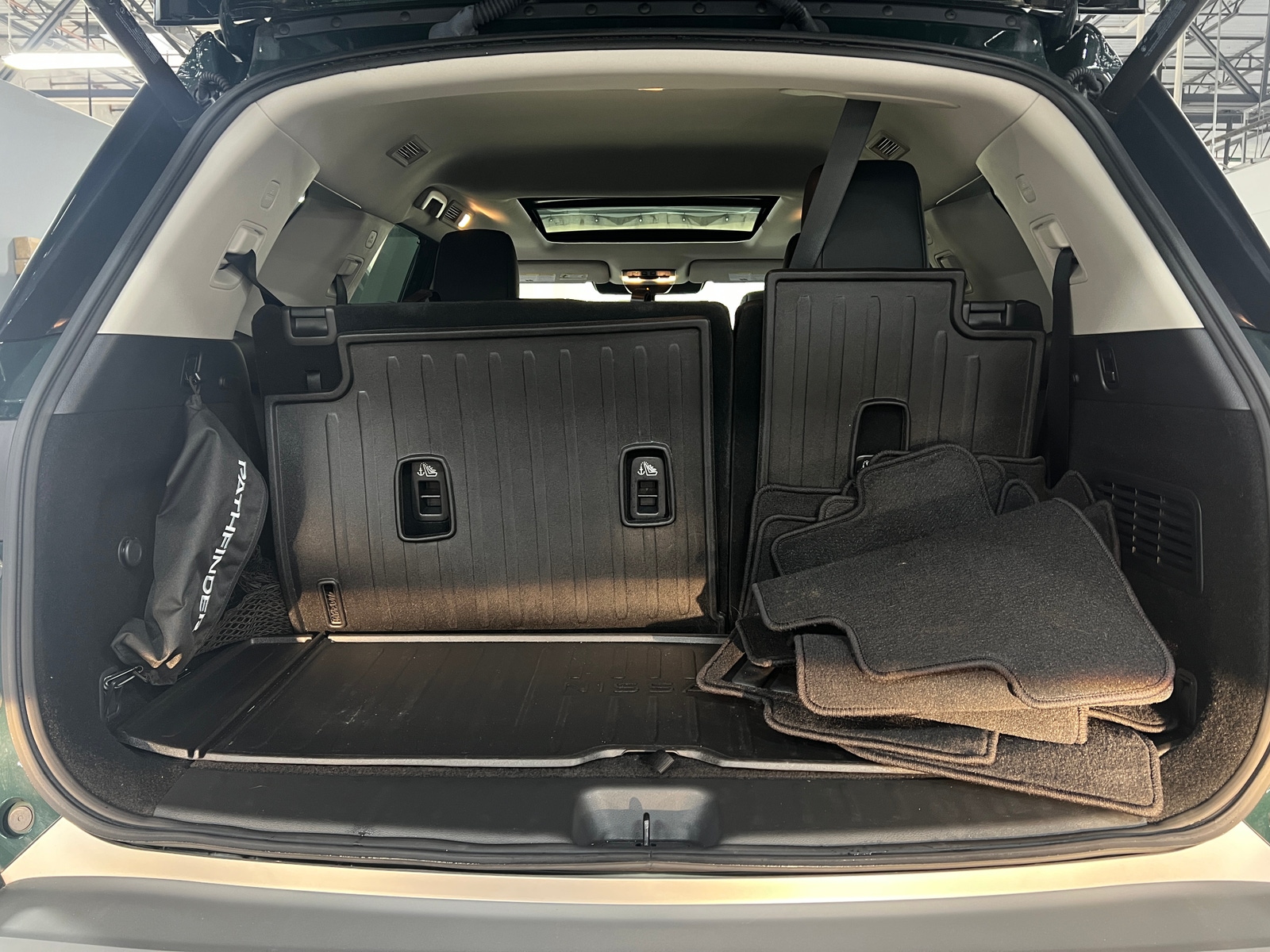 Thumbnail: 2023 Nissan Pathfinder - 6