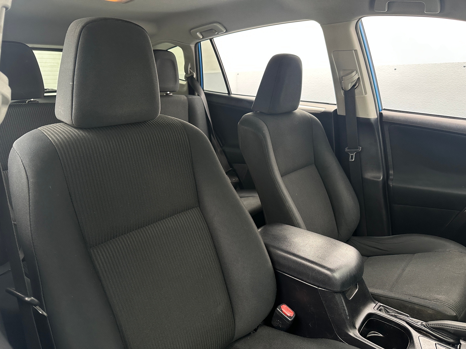 Thumbnail: 2016 Toyota RAV4 - 2