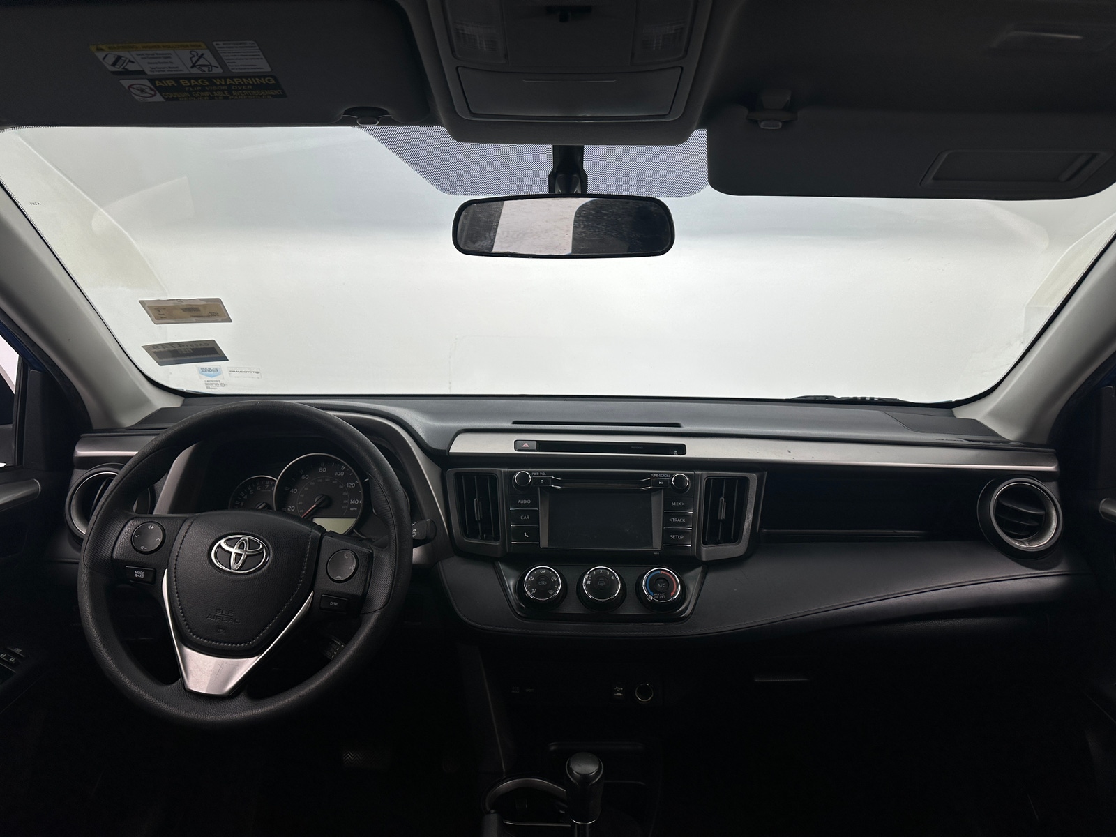 Thumbnail: 2016 Toyota RAV4 - 3