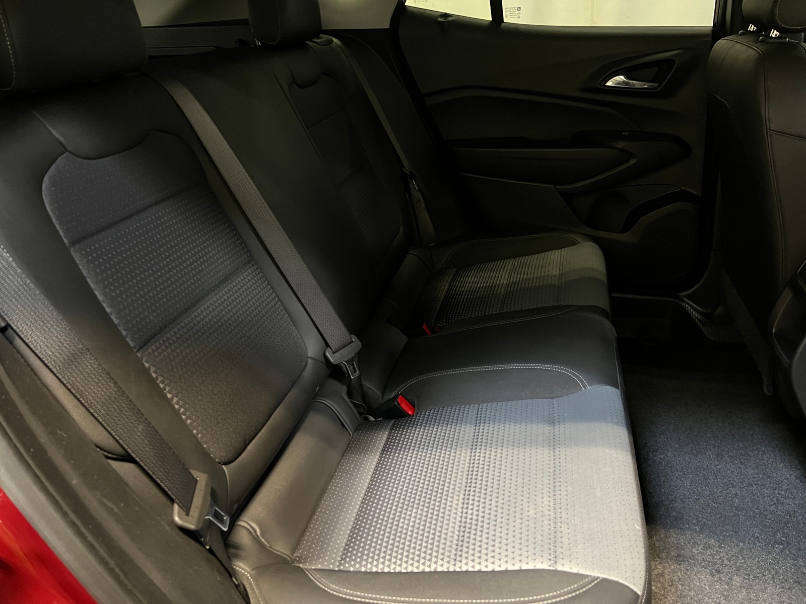 Thumbnail: 2025 Chevrolet Trax - 6