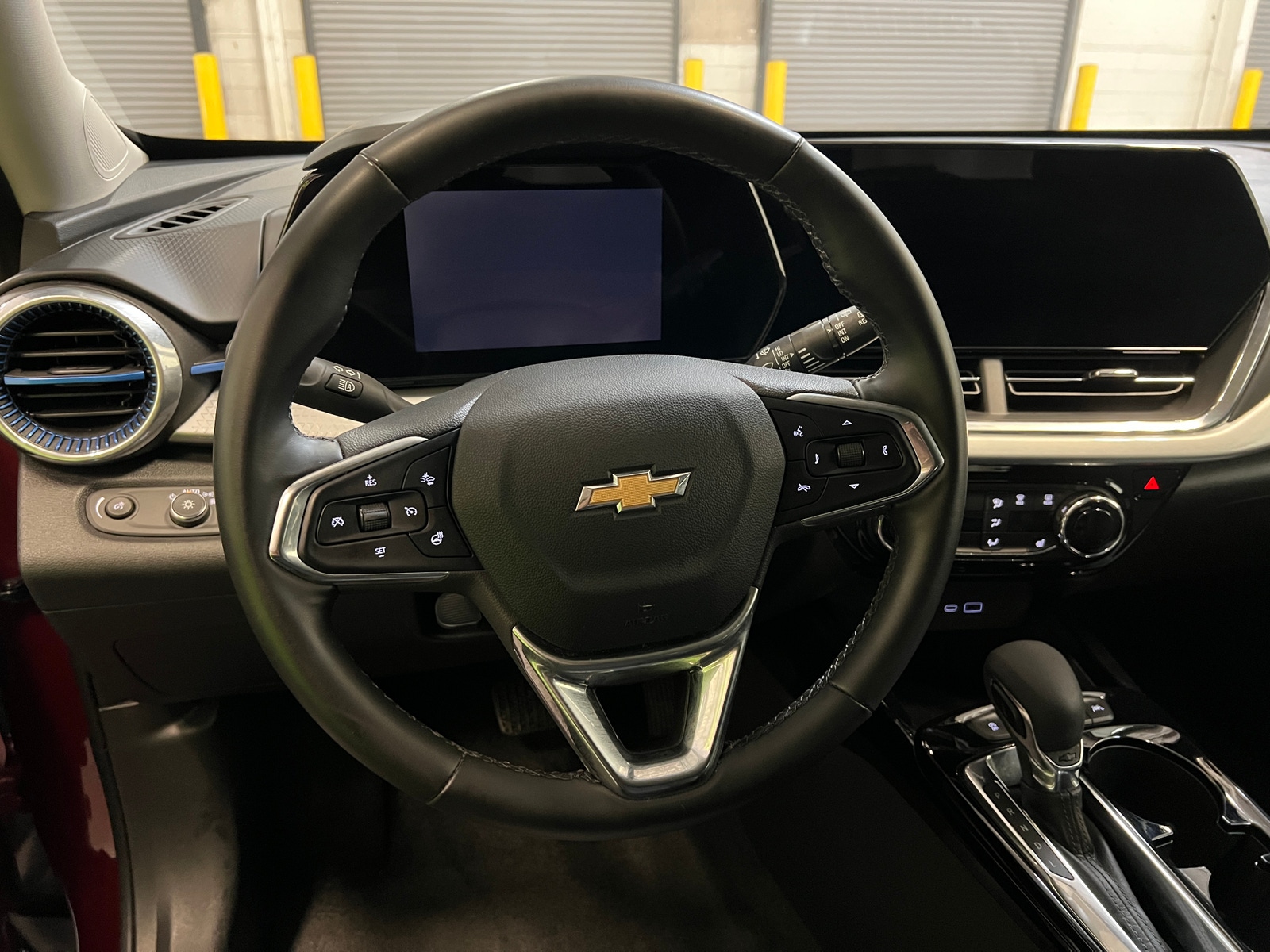 Thumbnail: 2025 Chevrolet Trax - 5