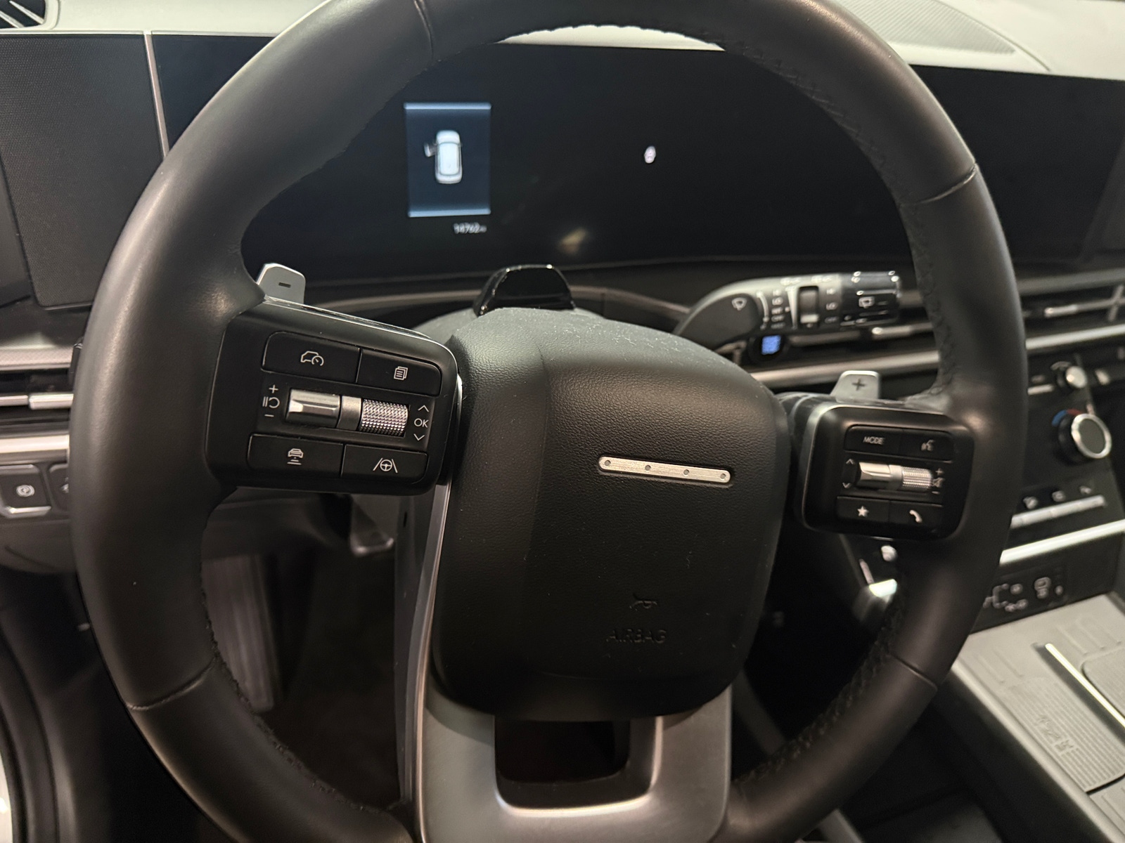 Thumbnail: 2025 Hyundai Santa Fe - 4