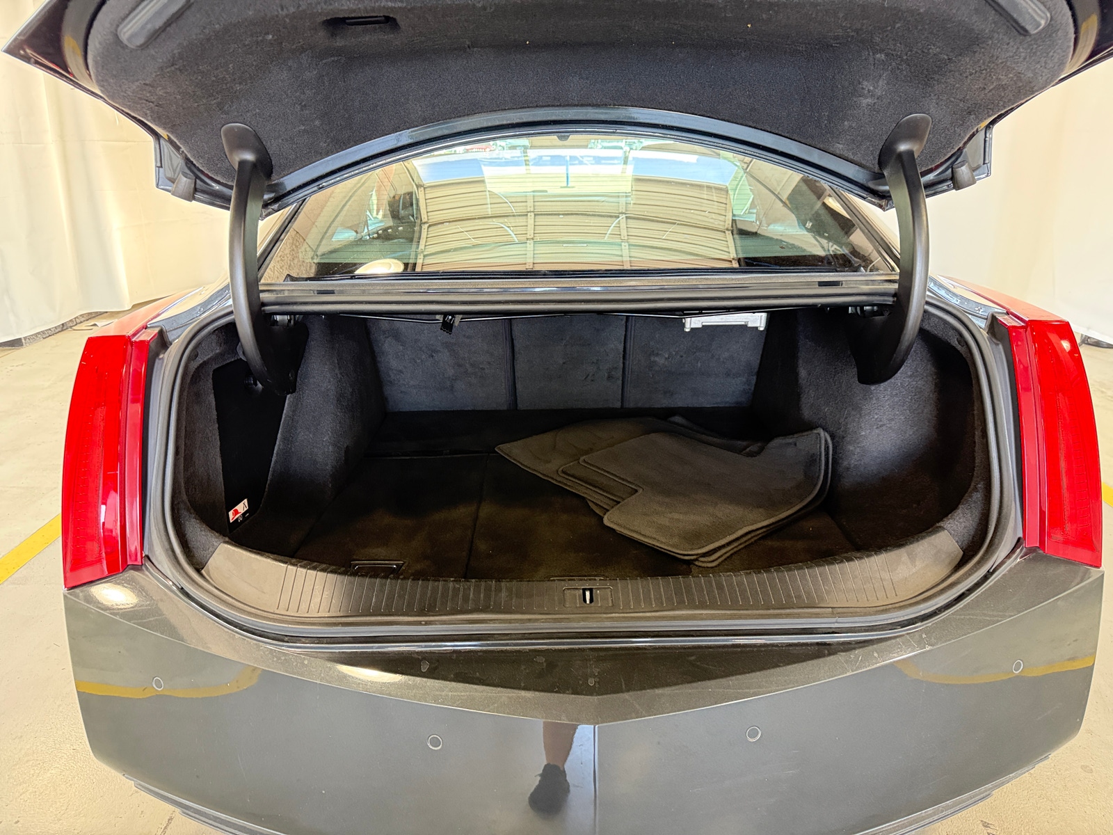 Thumbnail: 2016 Cadillac ELR - 4