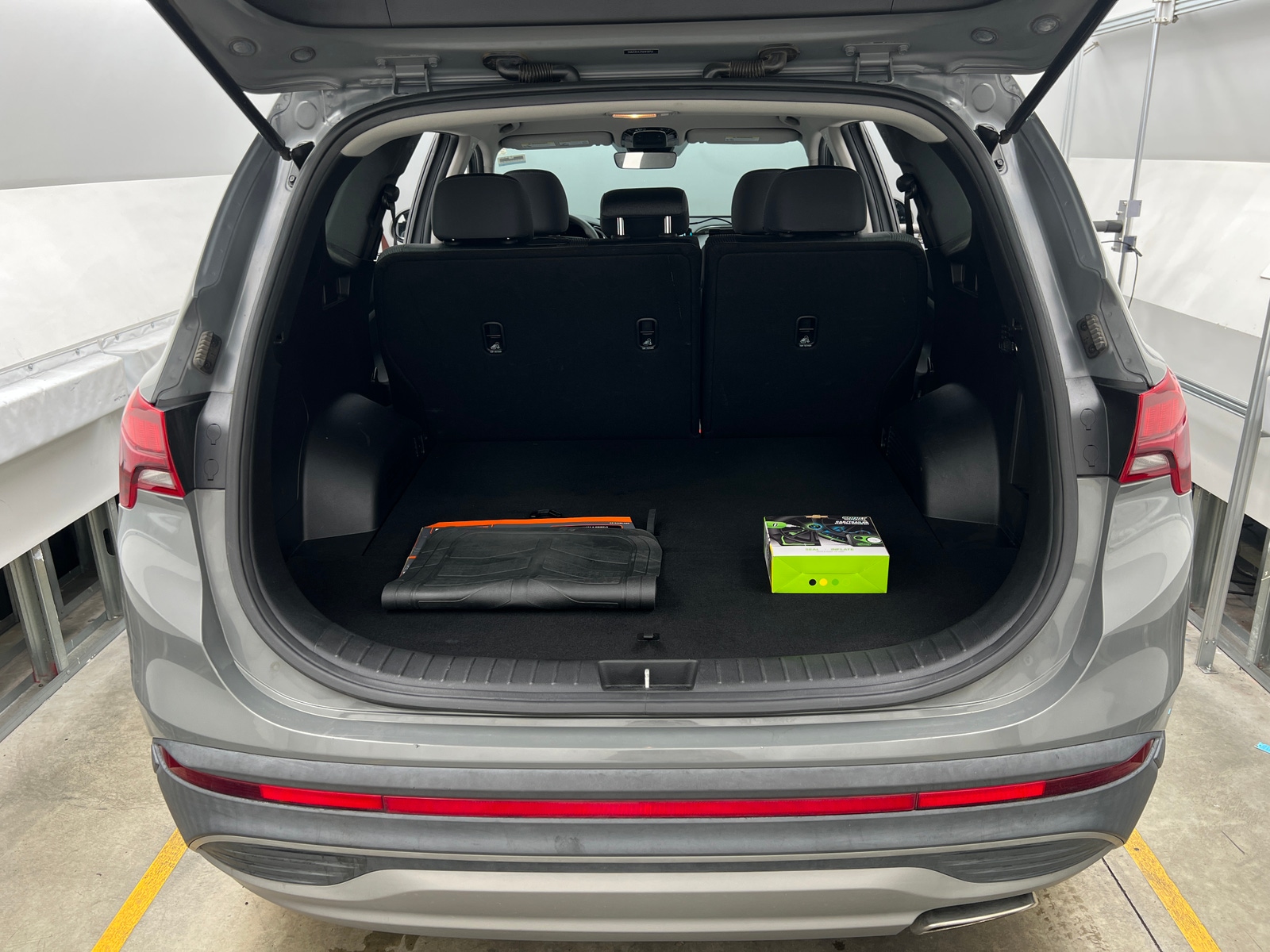 Thumbnail: 2022 Hyundai Santa Fe - 7