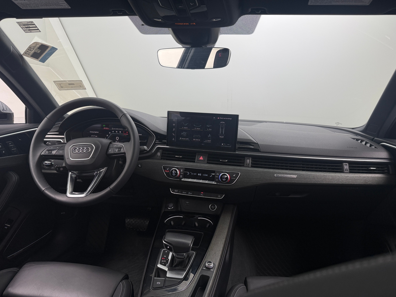 Thumbnail: 2023 Audi A4 - 2