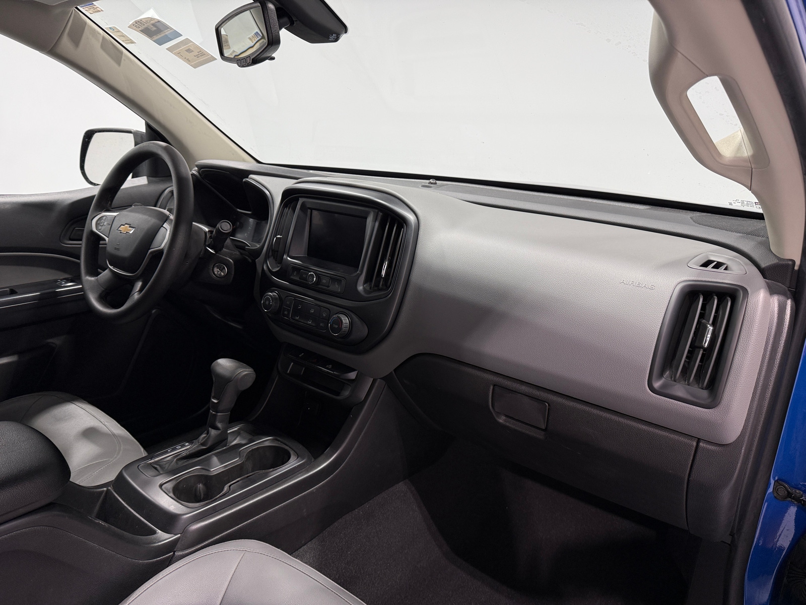 Thumbnail: 2020 Chevrolet Colorado - 3