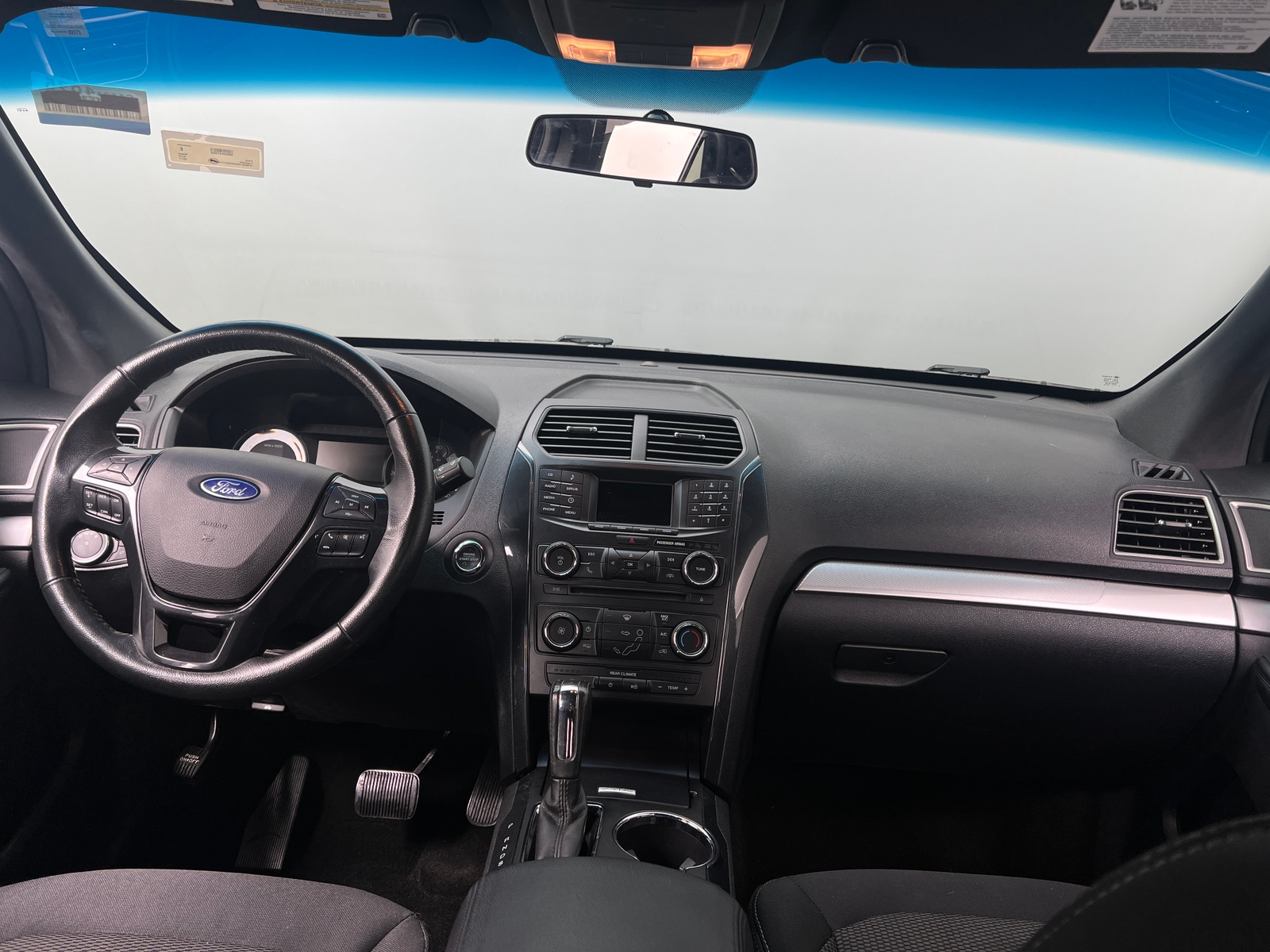 Thumbnail: 2017 Ford Explorer - 3