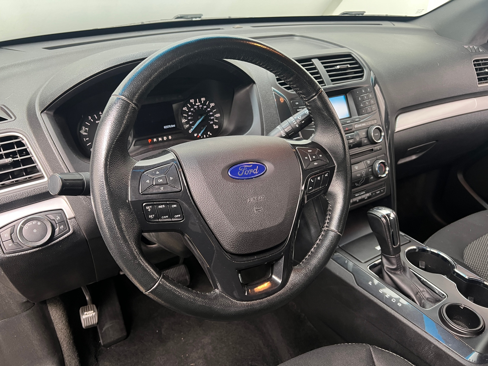 Thumbnail: 2017 Ford Explorer - 5