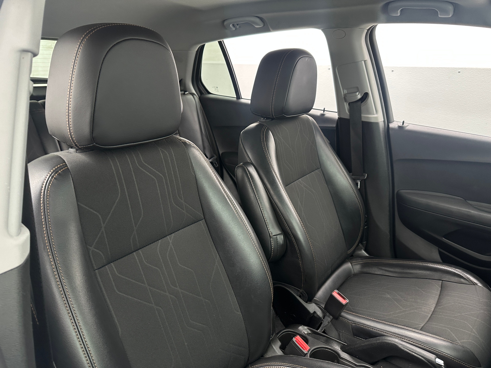 Thumbnail: 2019 Chevrolet Trax - 2