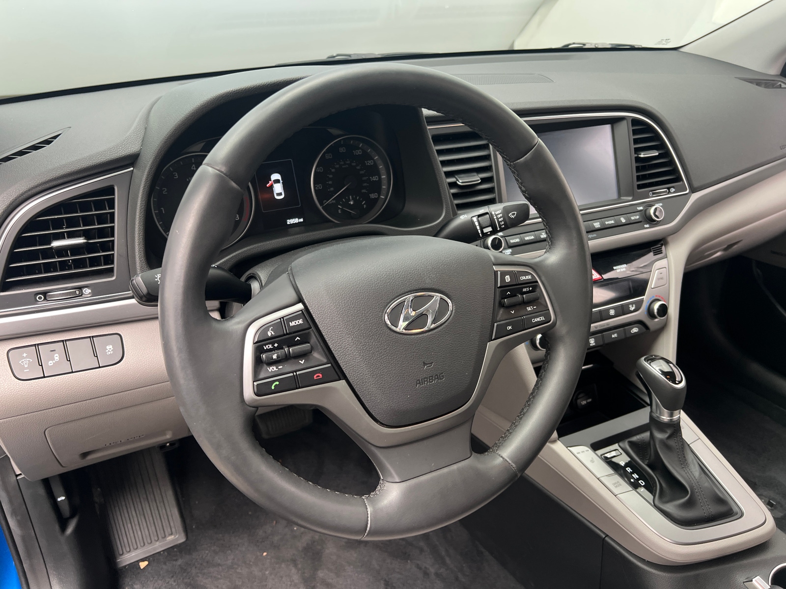 Thumbnail: 2017 Hyundai Elantra - 4