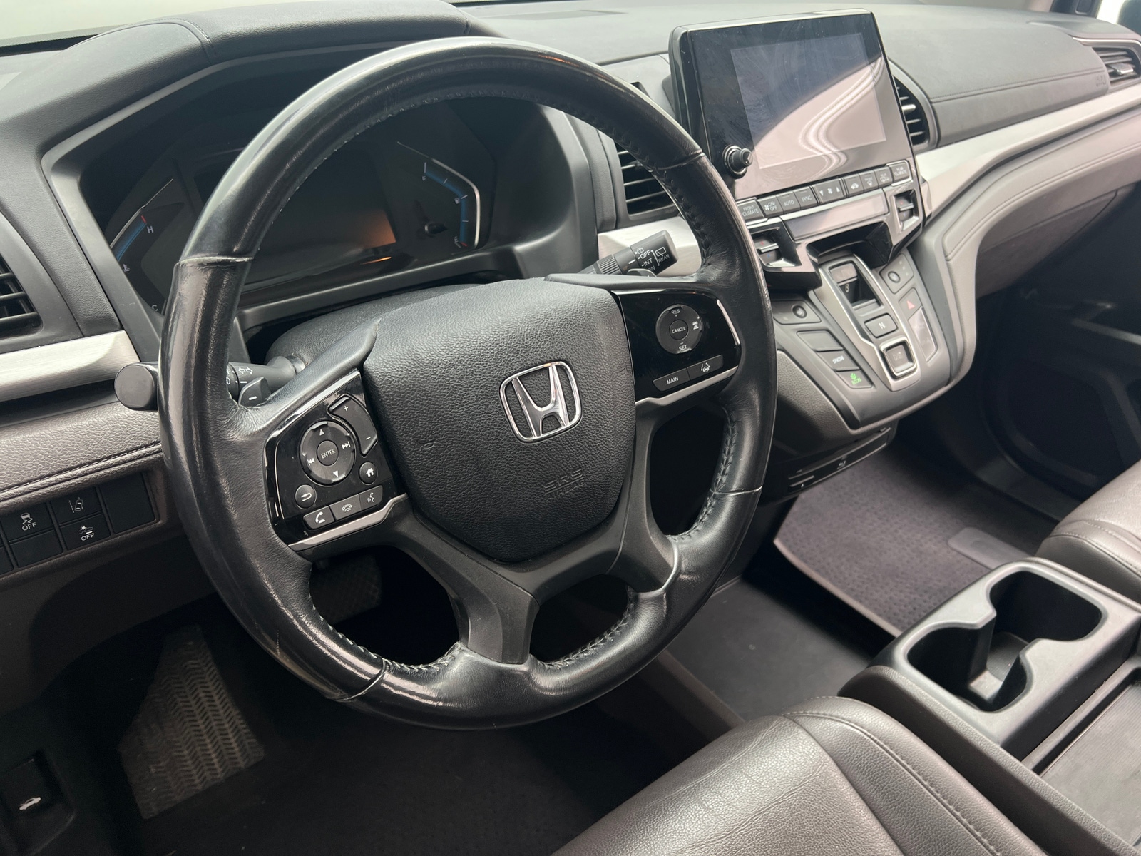 Thumbnail: 2019 Honda Odyssey - 4