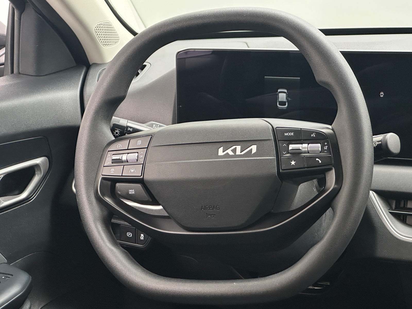 Thumbnail: 2025 Kia K4 - 5