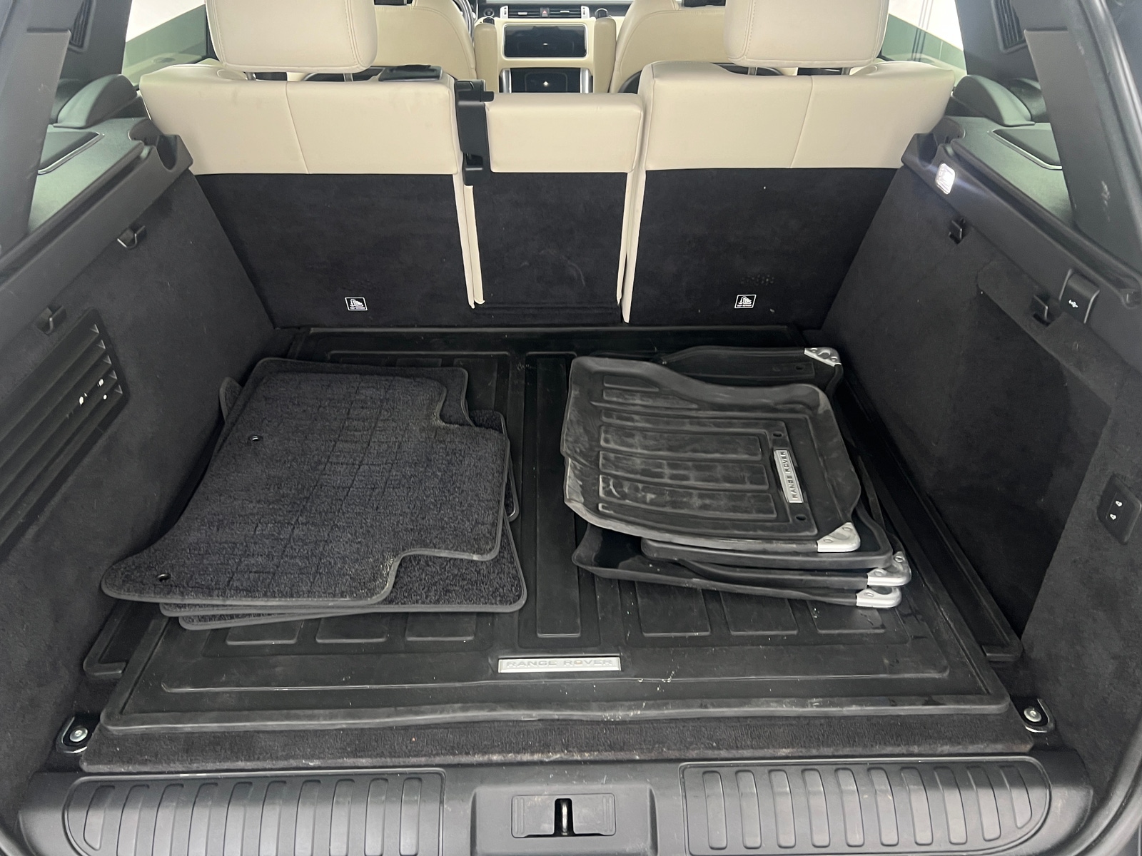 Thumbnail: 2021 Land Rover Range Rover Sport - 6