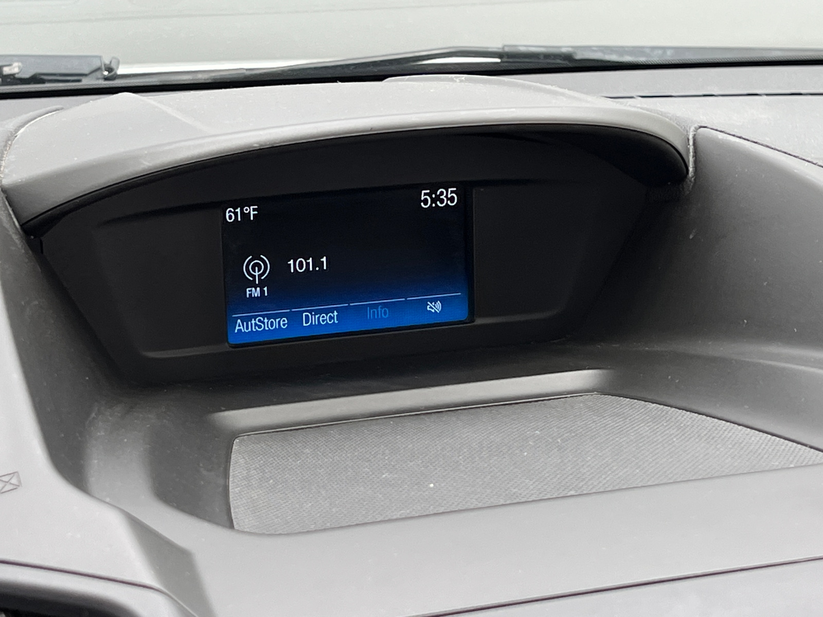 Thumbnail: 2019 Ford Escape - 4