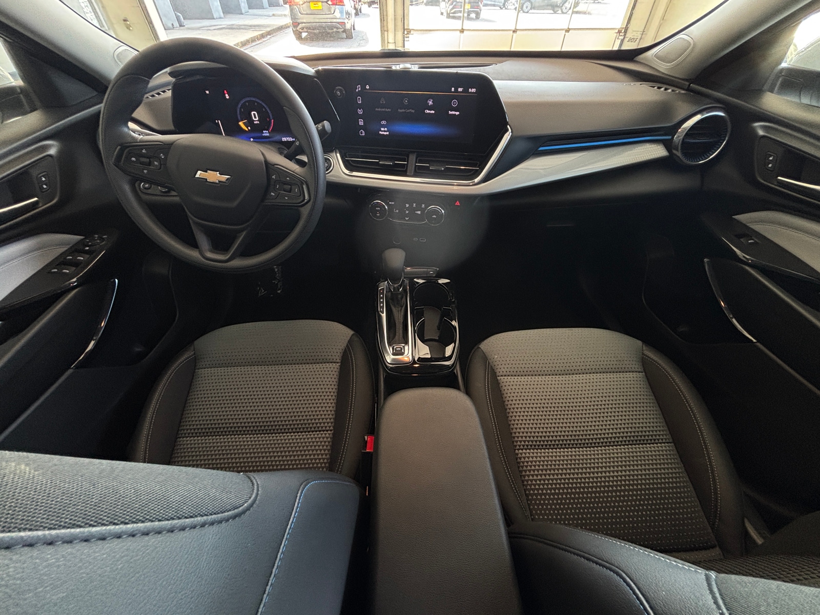 Thumbnail: 2025 Chevrolet Trax - 3