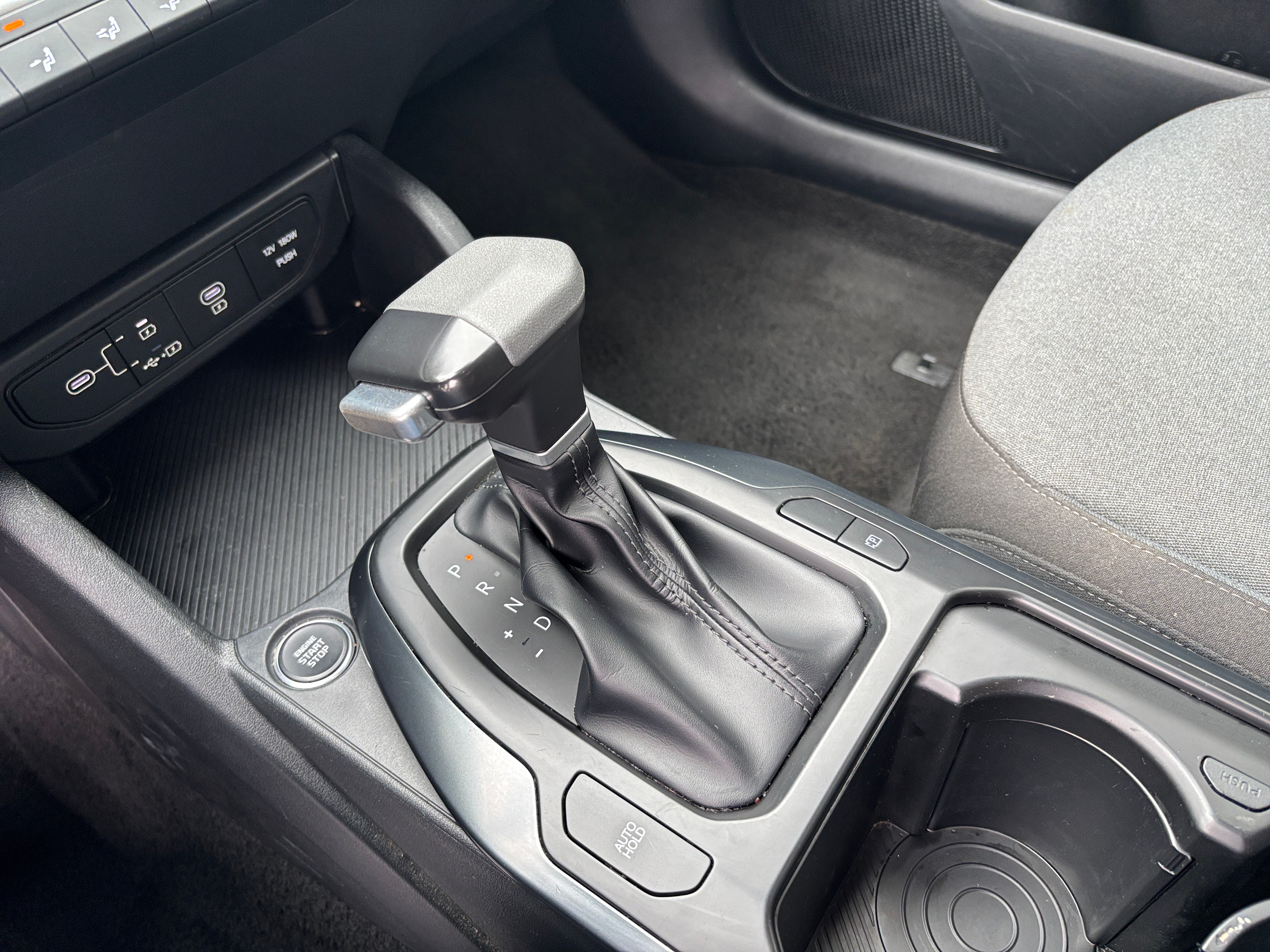 2025 Kia K4 LXS - Photo 6