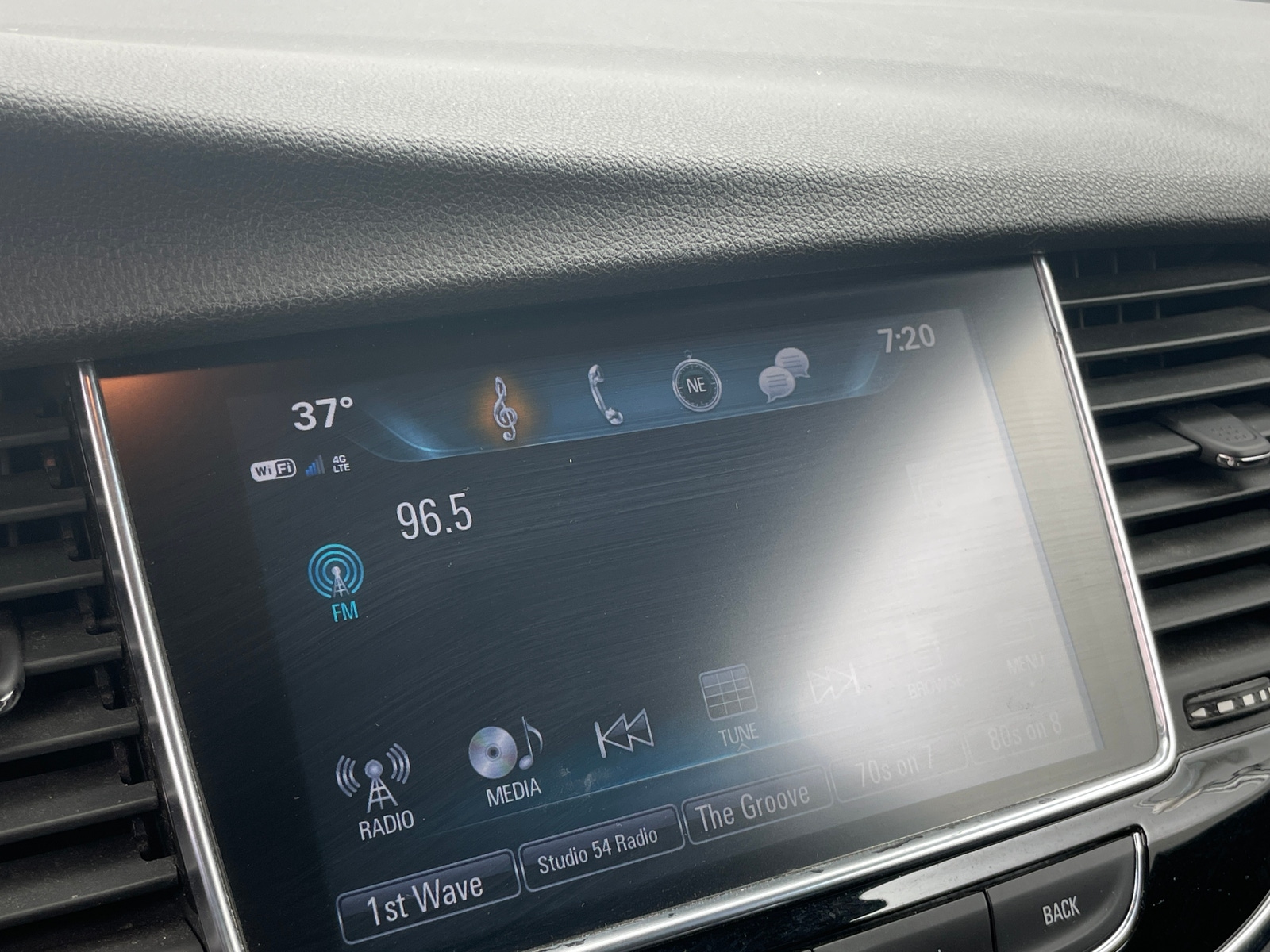 Thumbnail: 2018 Buick Encore - 3