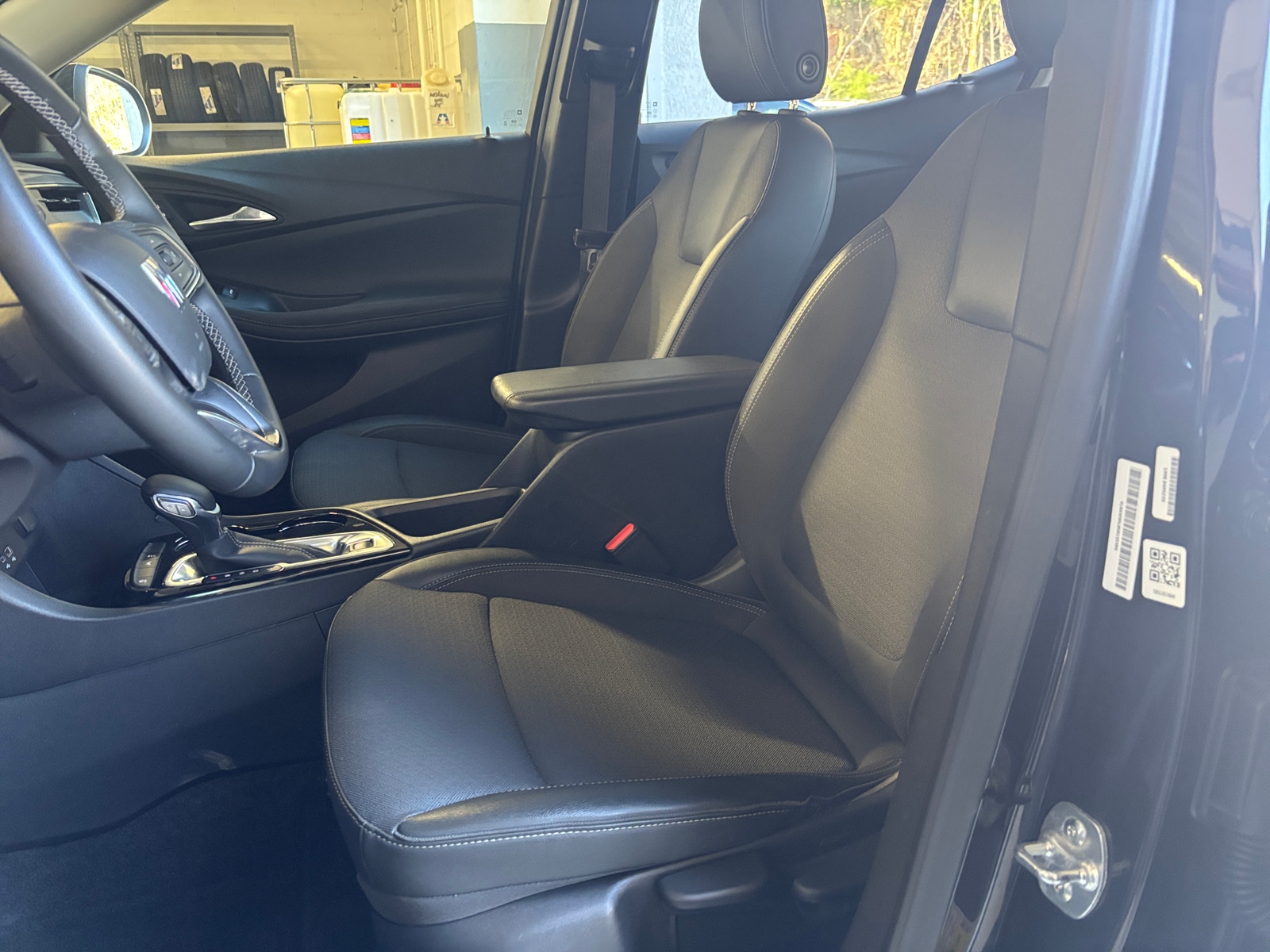 Thumbnail: 2025 Buick Encore GX - 2