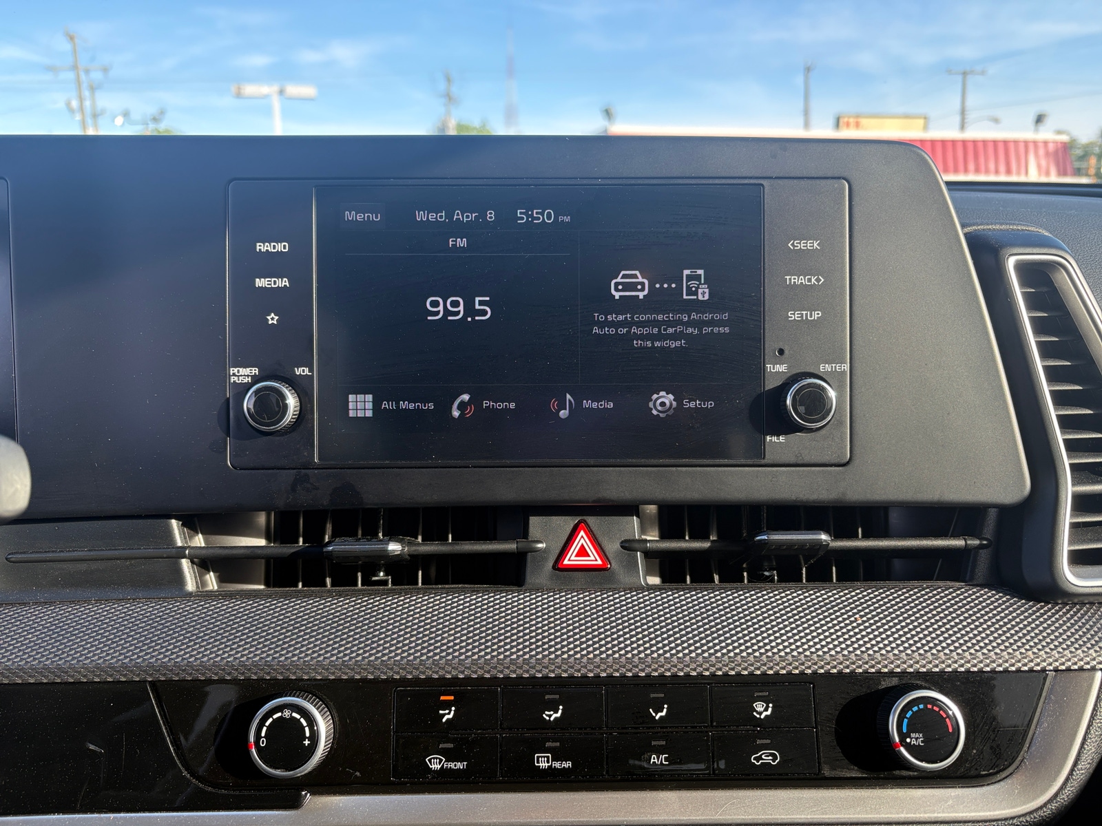 Thumbnail: 2025 Kia Sportage - 4