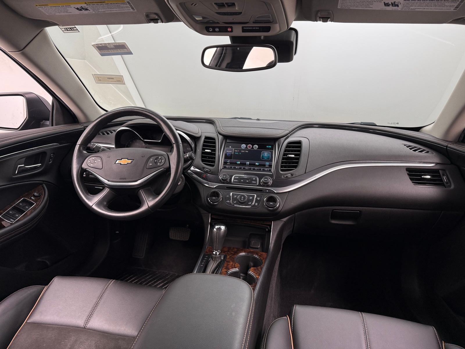 Thumbnail: 2014 Chevrolet Impala - 3