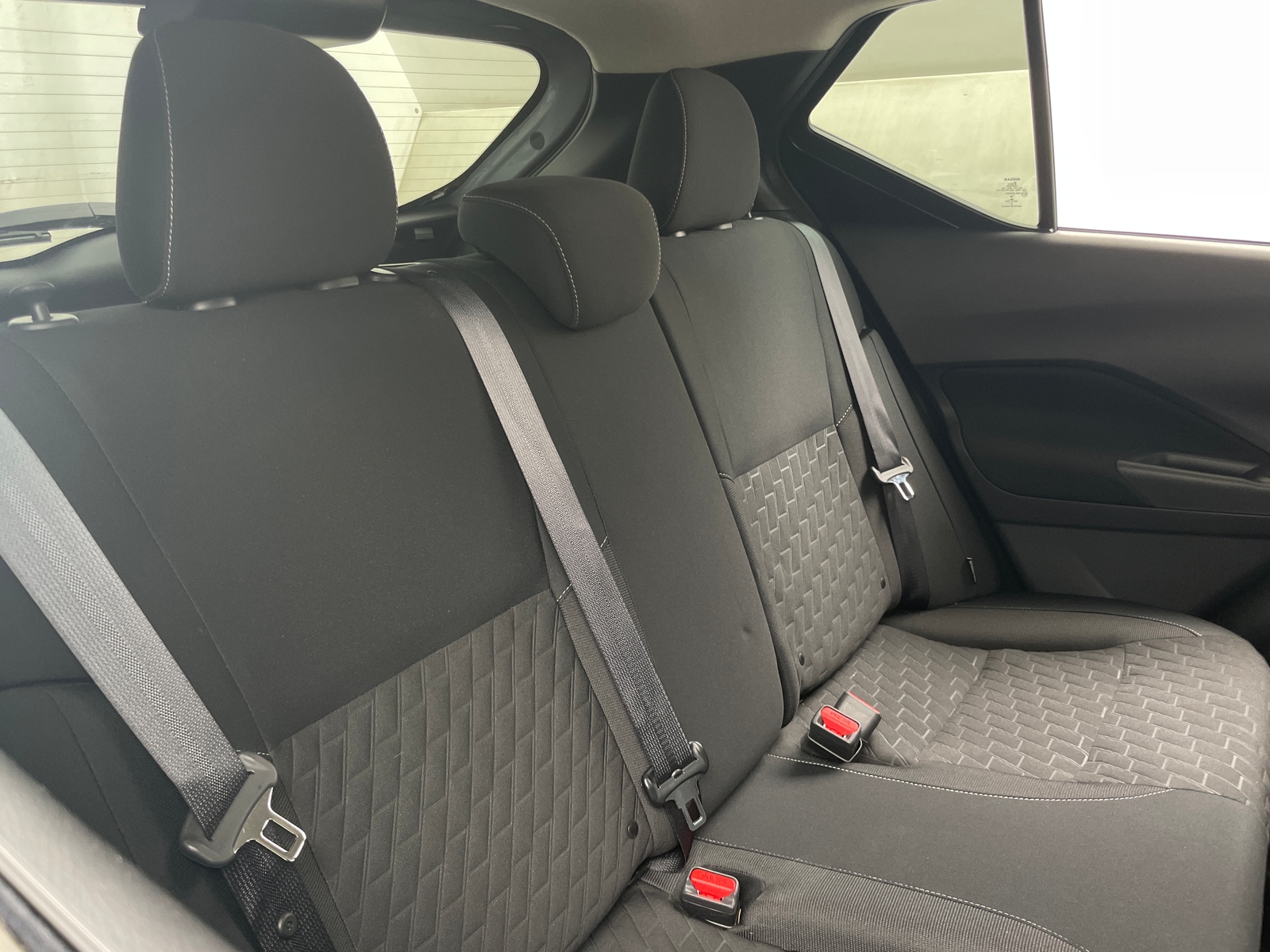 Thumbnail: 2021 Nissan Kicks - 6