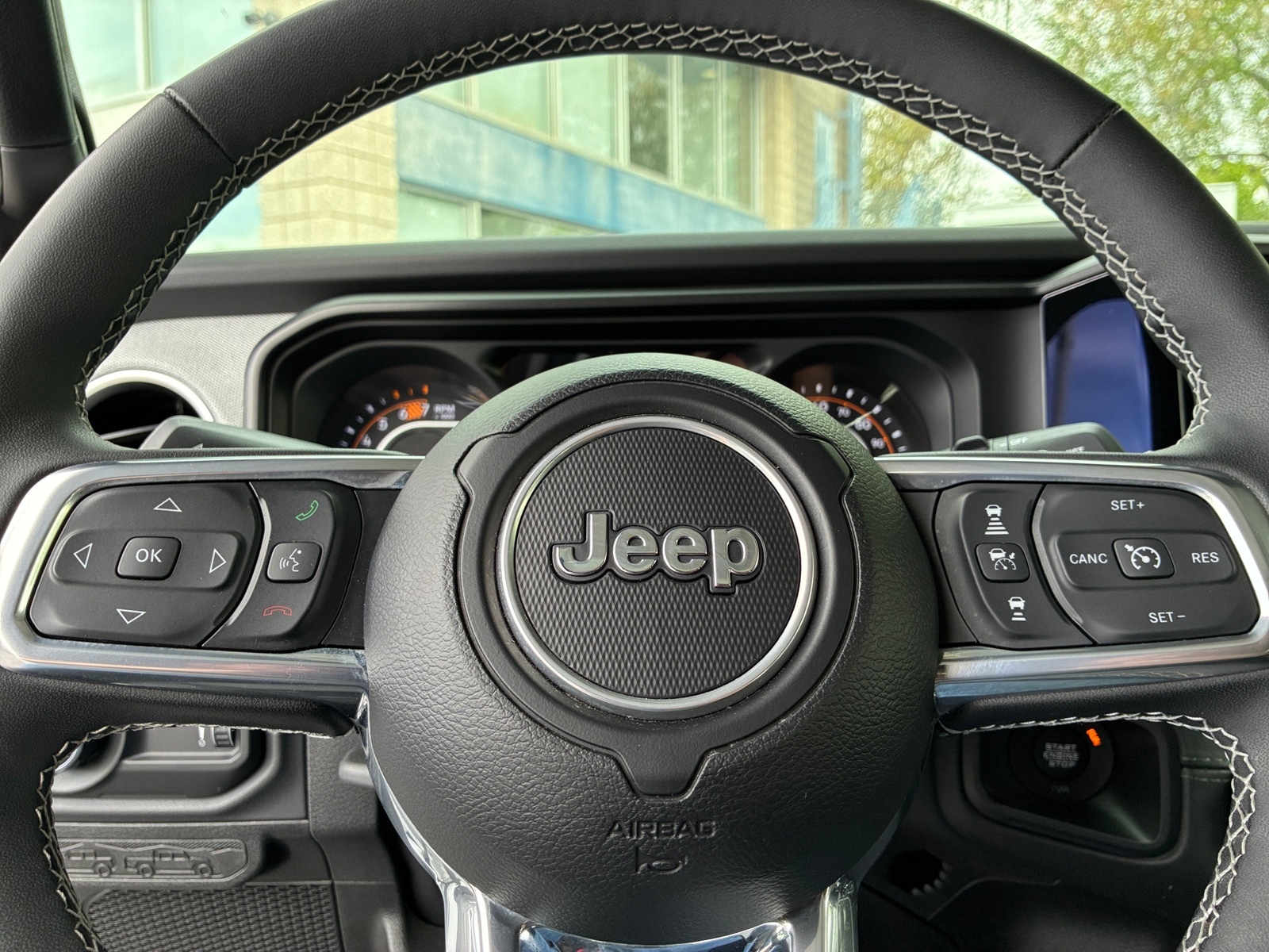 Thumbnail: 2025 Jeep Wrangler - 5