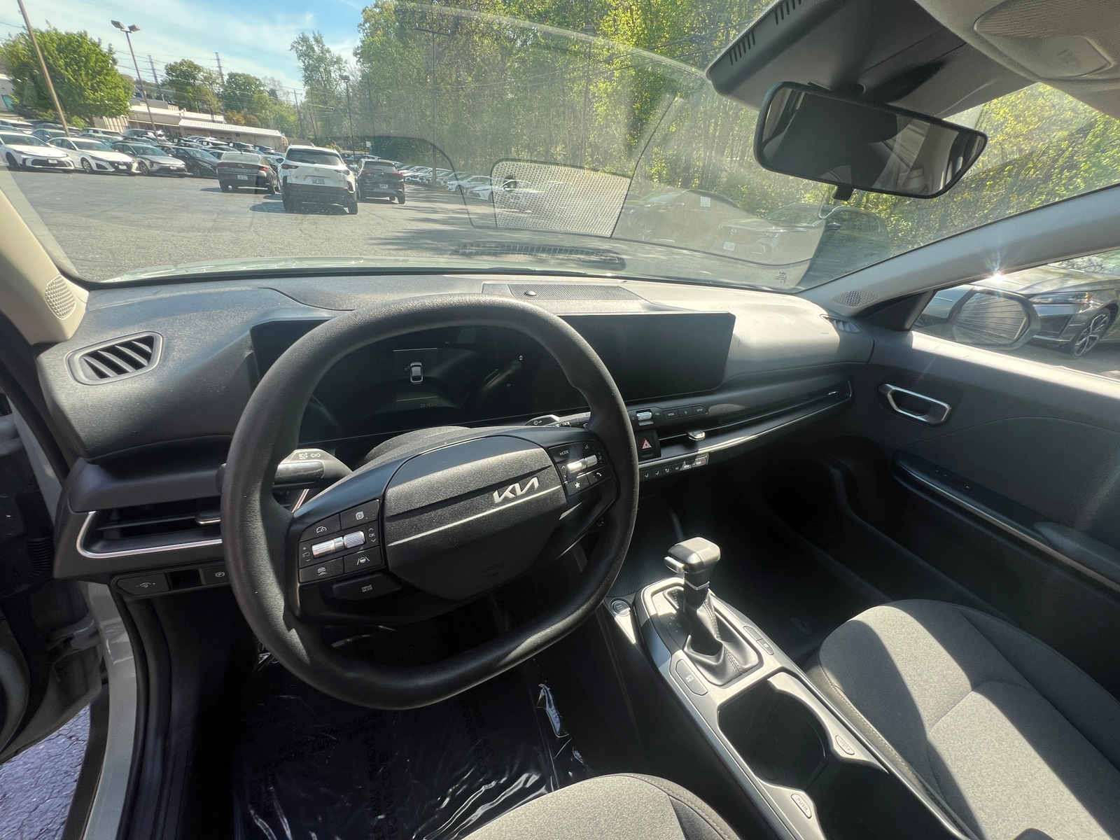 Thumbnail: 2025 Kia K4 - 3