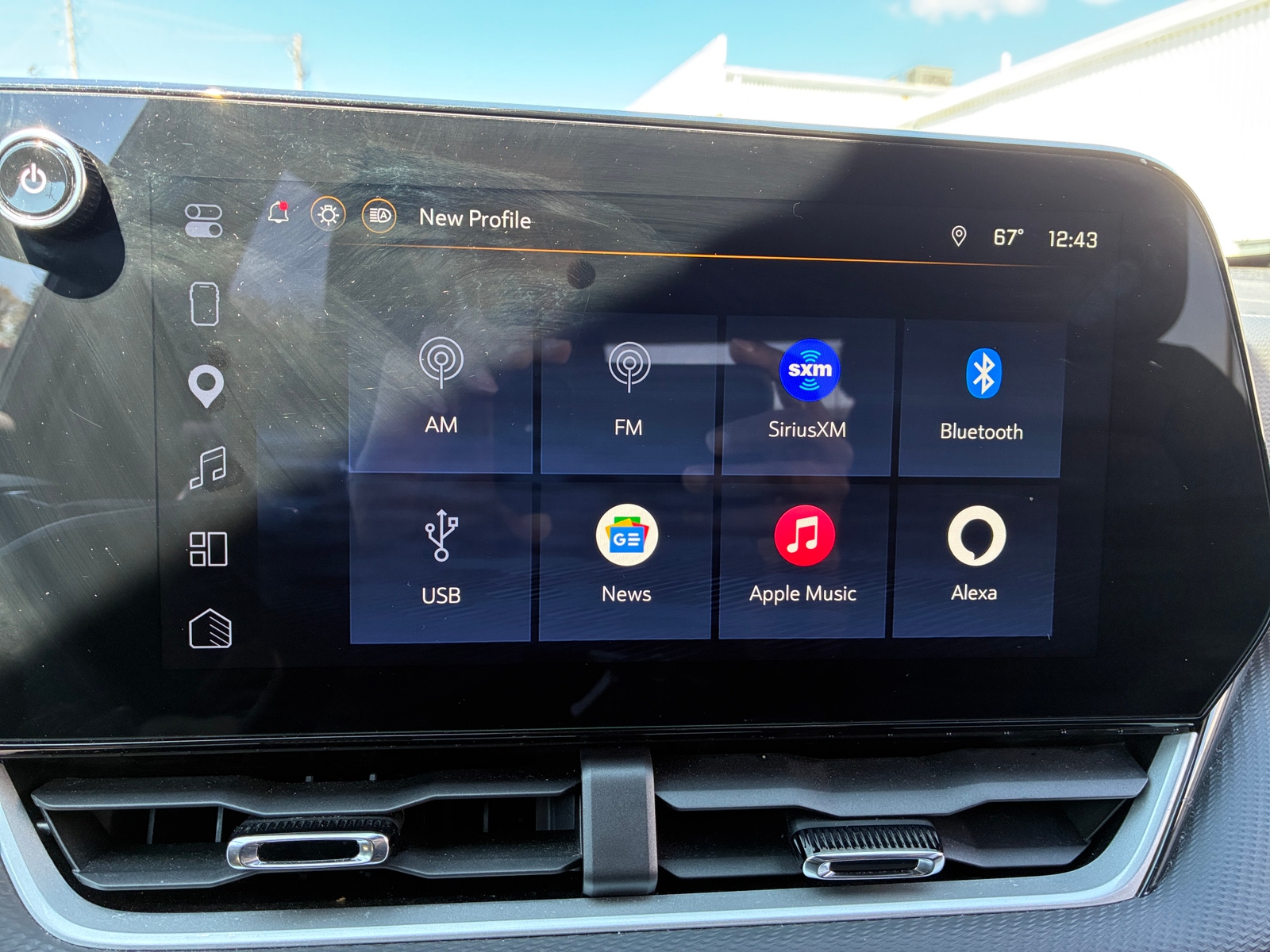 Thumbnail: 2025 Chevrolet Equinox - 4