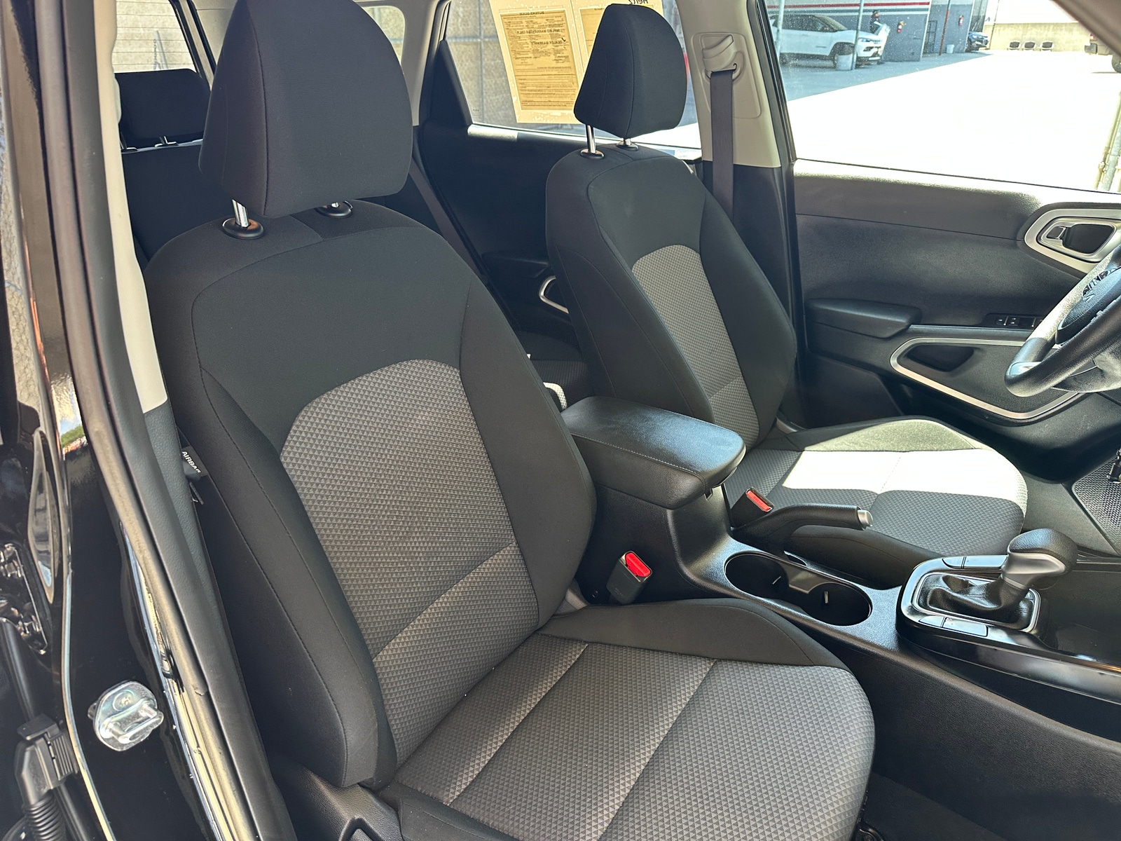 Thumbnail: 2025 Kia Soul - 2