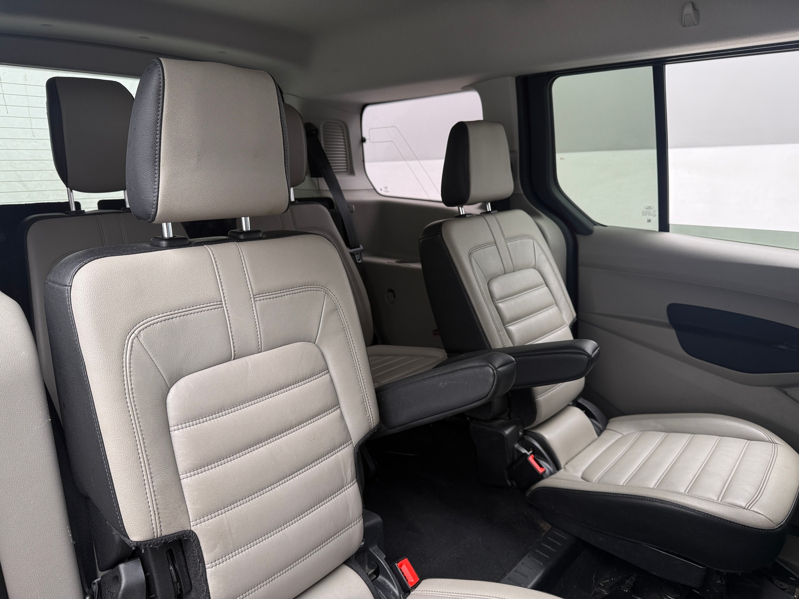 Thumbnail: 2020 Ford Transit Series - 6